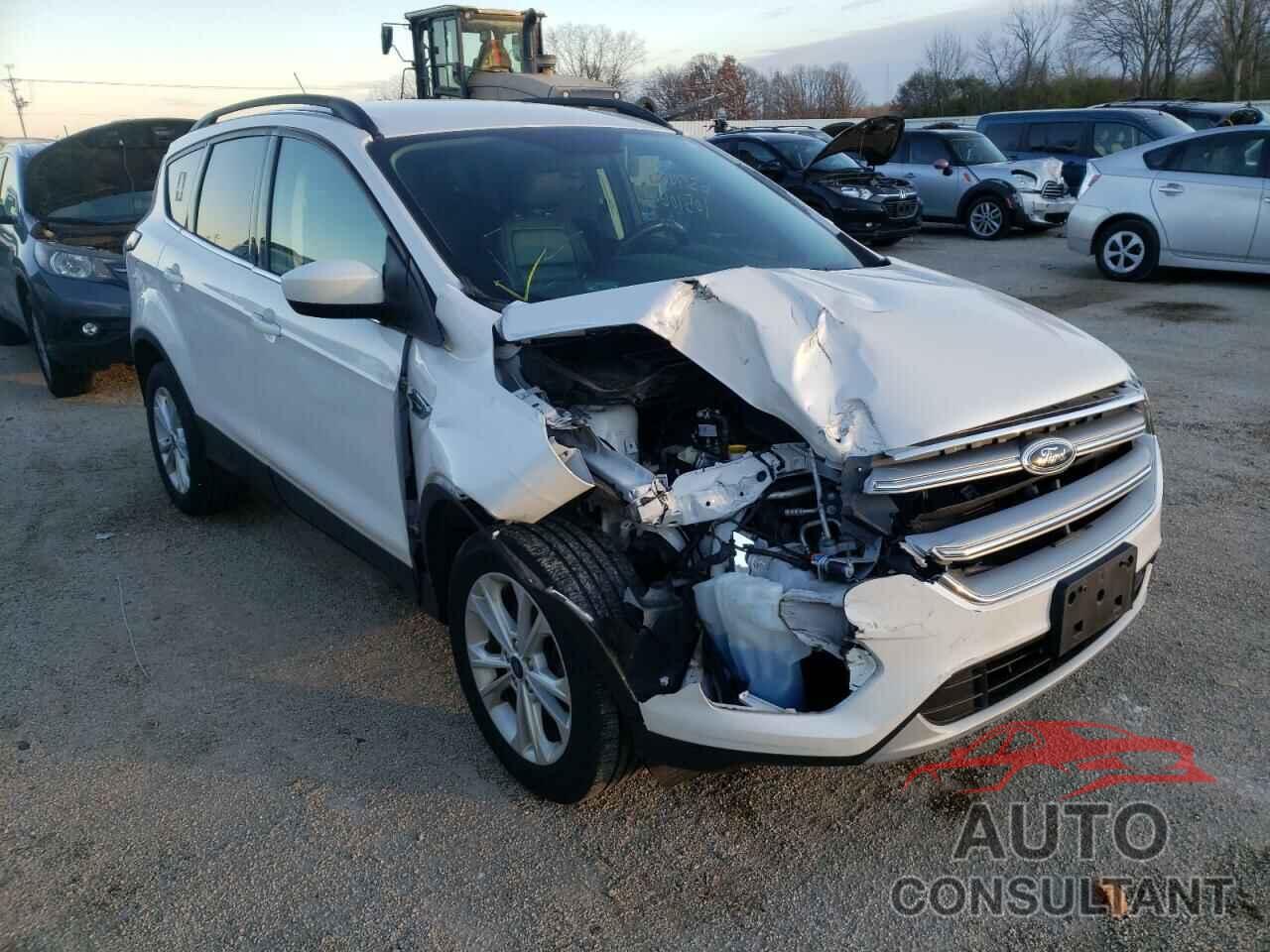 FORD ESCAPE 2017 - 1FMCU9G94HUA40172