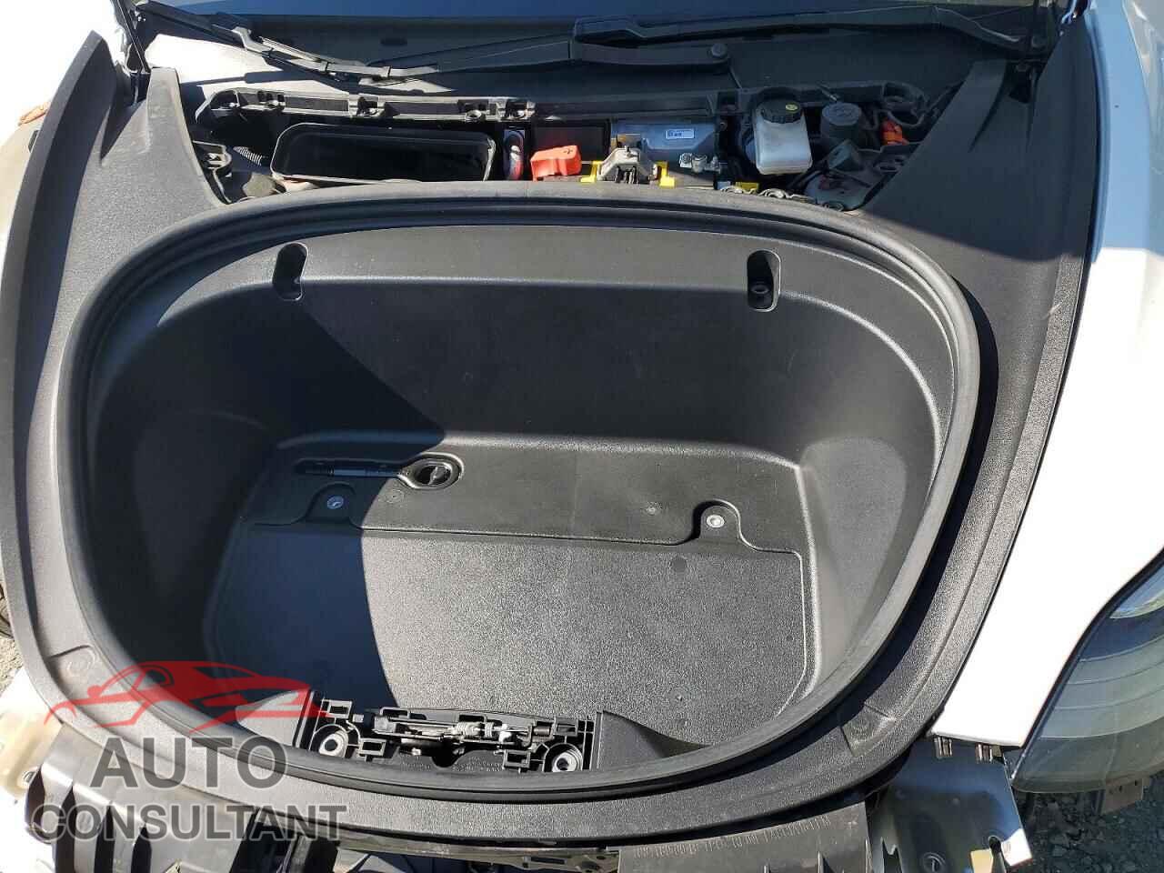 TESLA MODEL 3 2020 - 5YJ3E1EA6LF504385