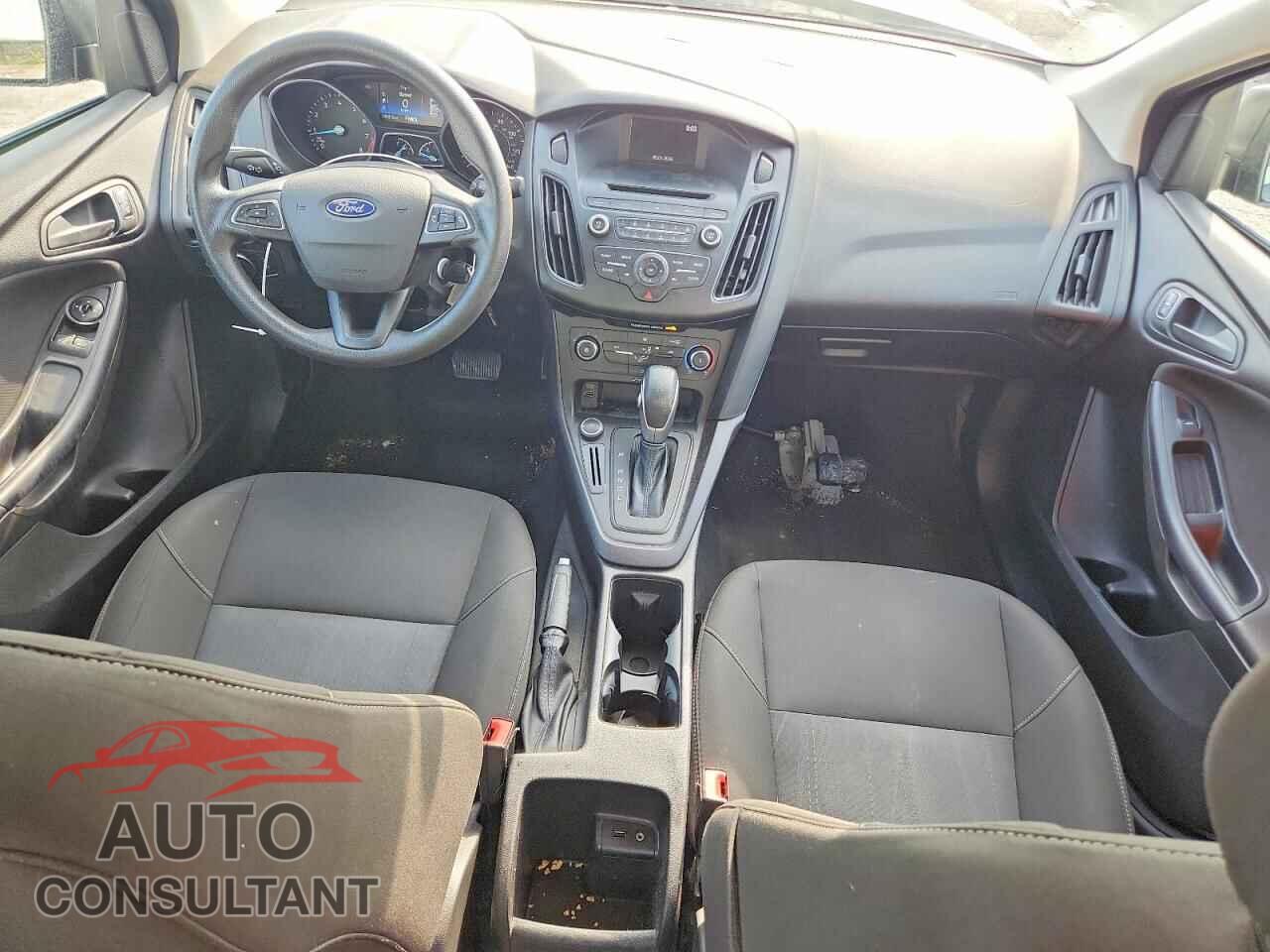 FORD FOCUS 2015 - 1FADP3E27FL342793
