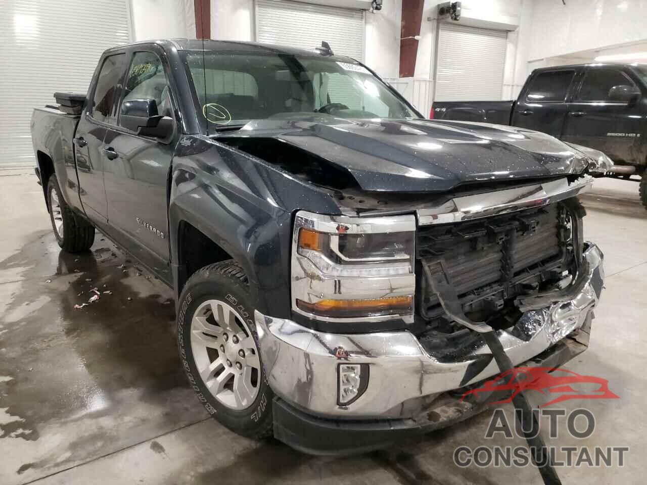 CHEVROLET SILVERADO 2018 - 1GCVKREC0JZ175398