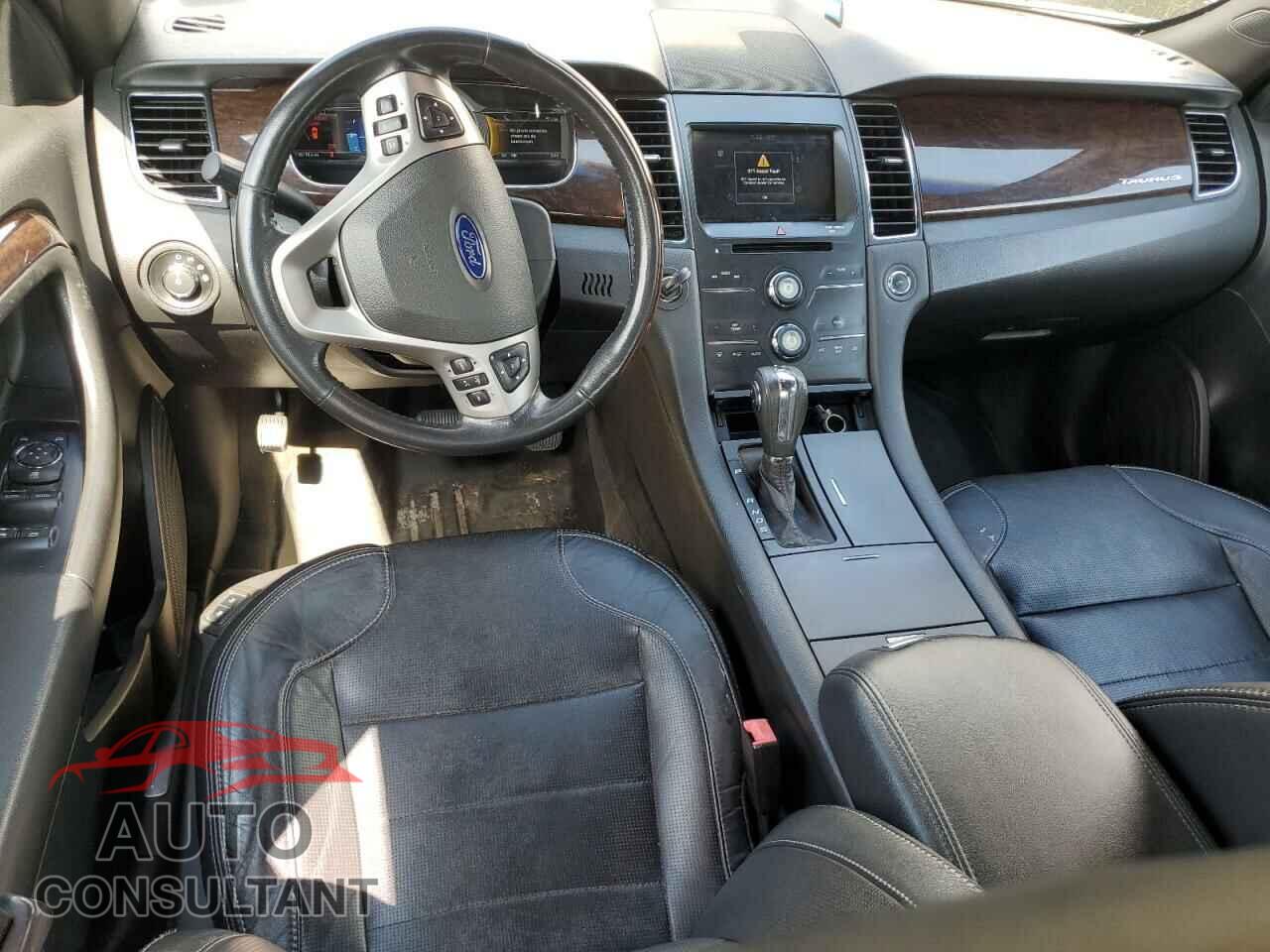 FORD TAURUS 2013 - 1FAHP2F82DG225658