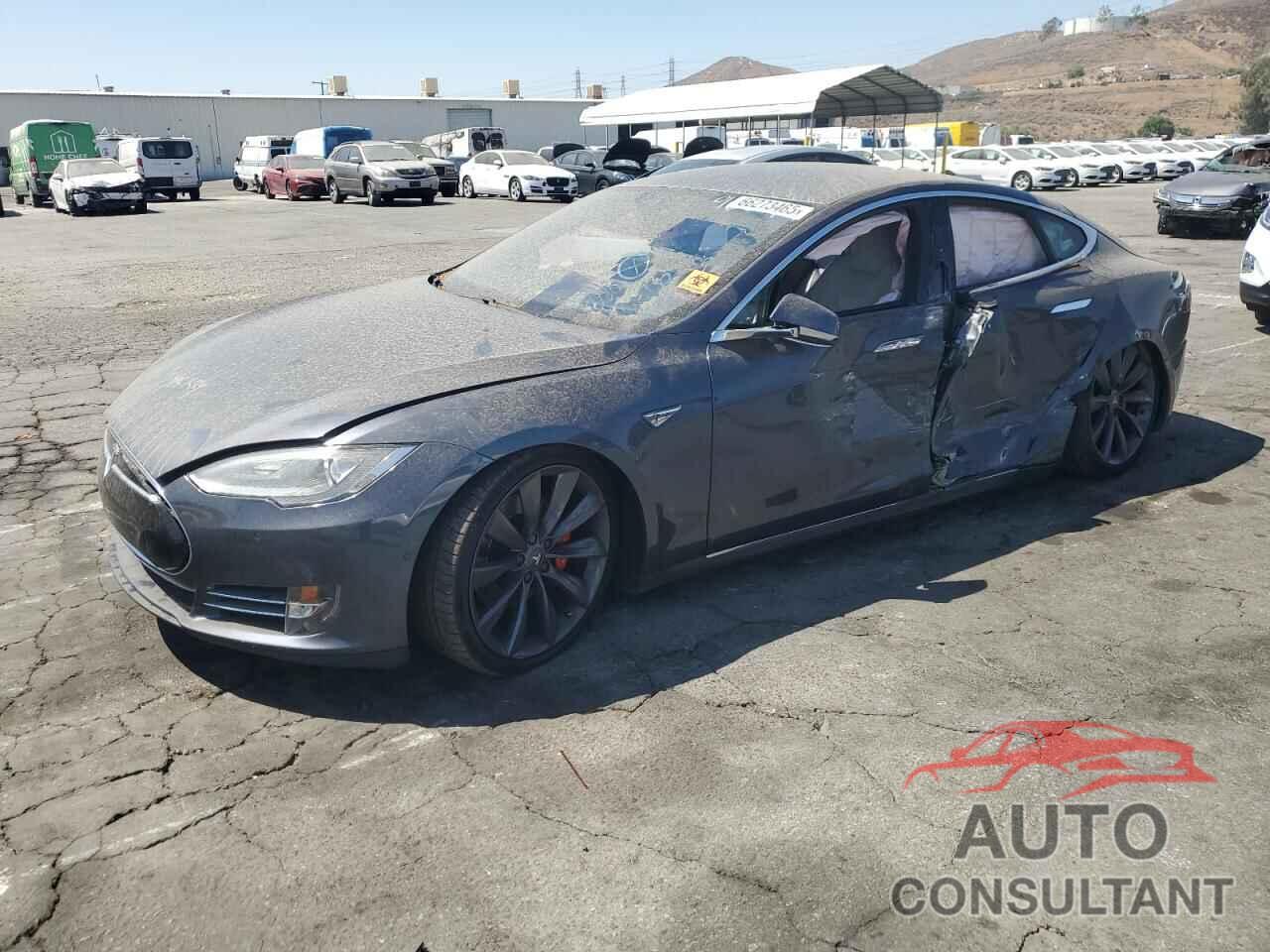 TESLA MODEL S 2015 - 5YJSA1V40FF097900