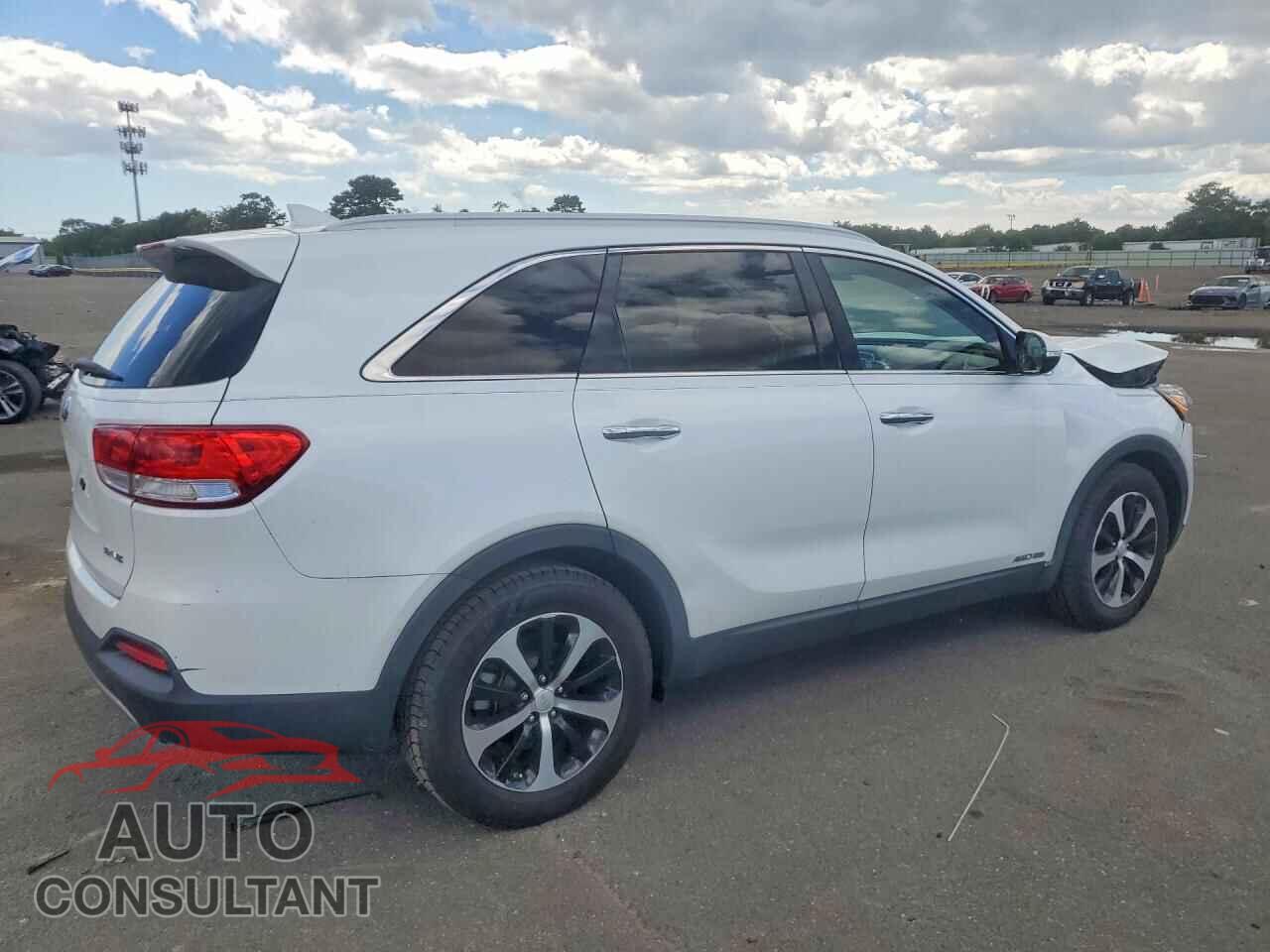 KIA SORENTO 2016 - 5XYPHDA52GG084920