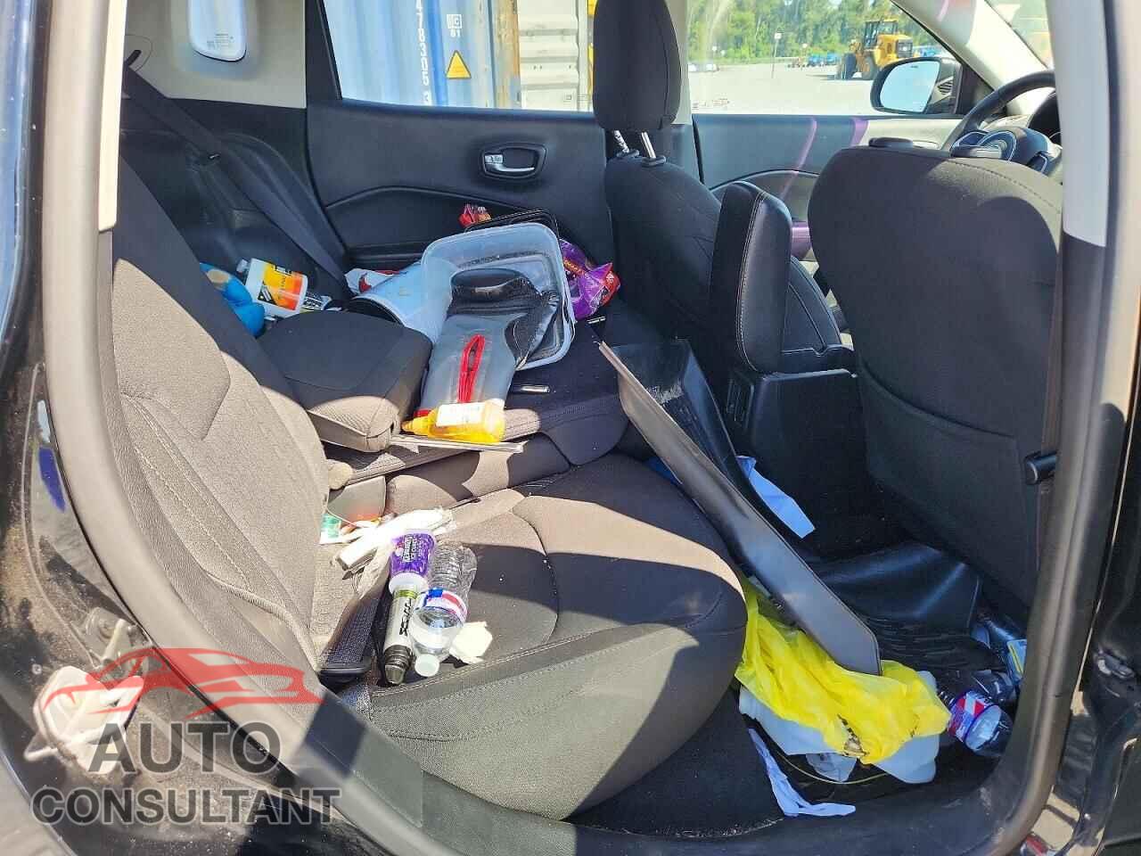 JEEP COMPASS 2019 - 3C4NJCAB5KT727144