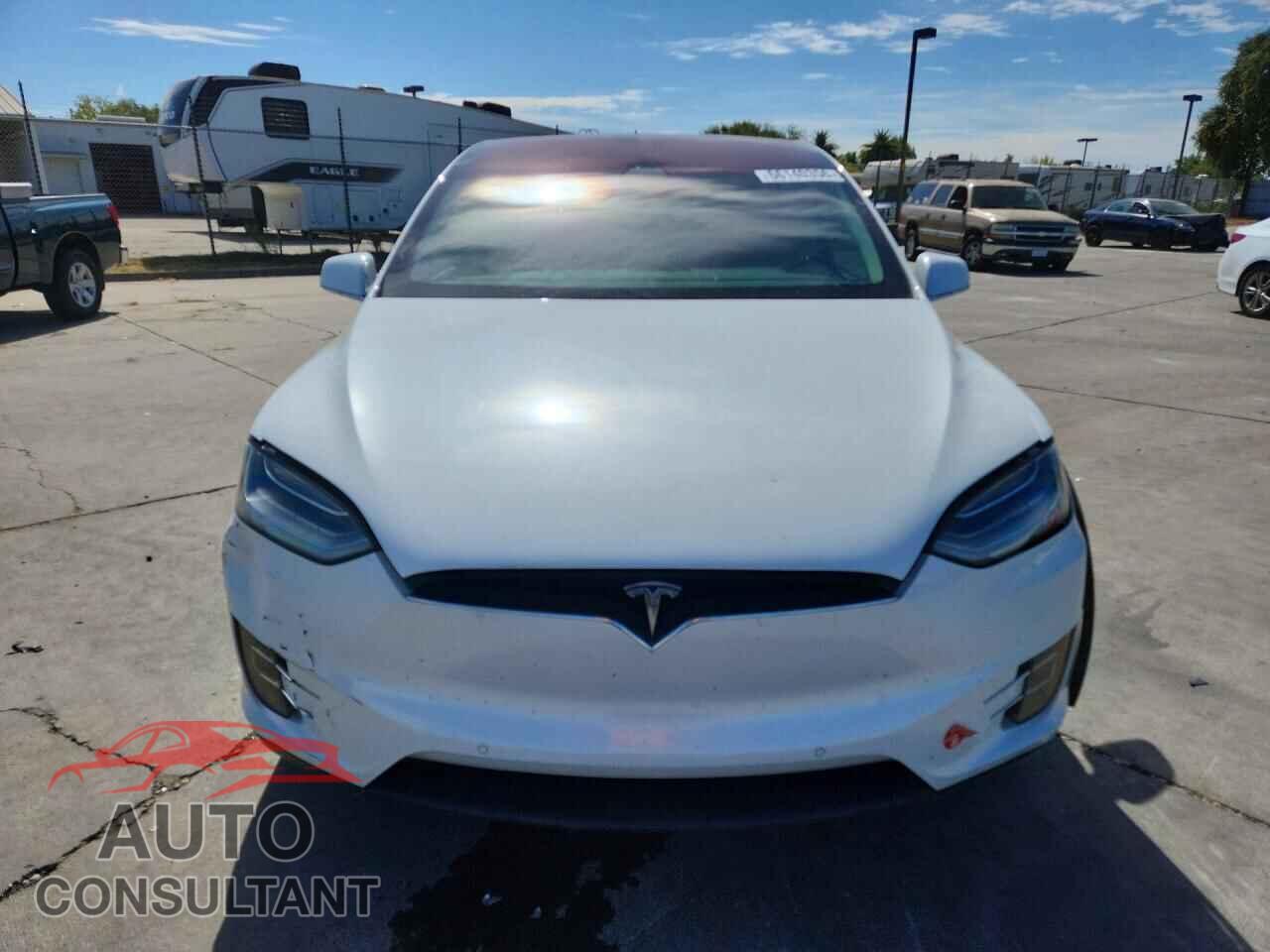 TESLA MODEL X 2016 - 5YJXCAE27GF026838