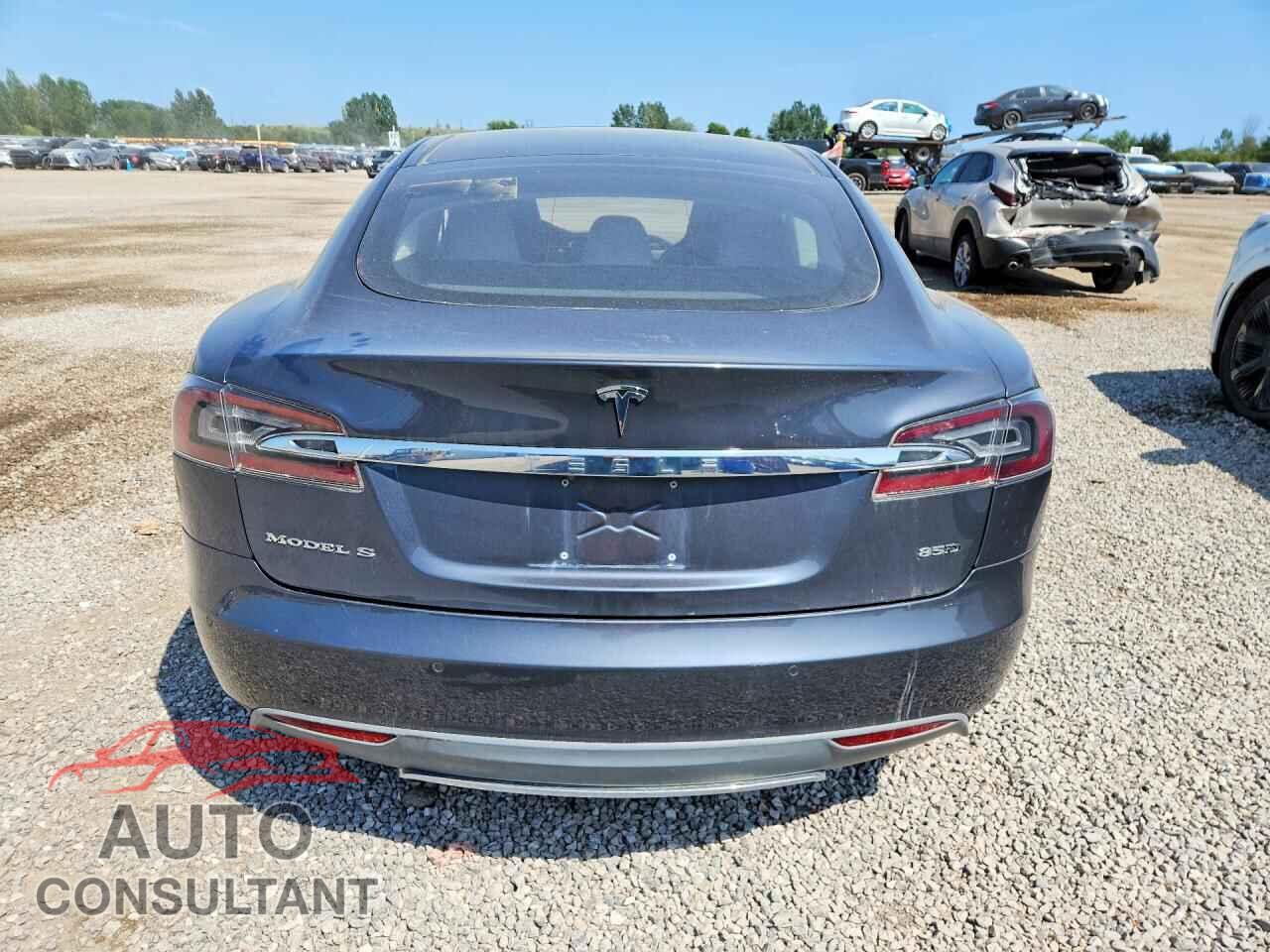 TESLA MODEL S 2015 - 5YJSA1H28FFP74587