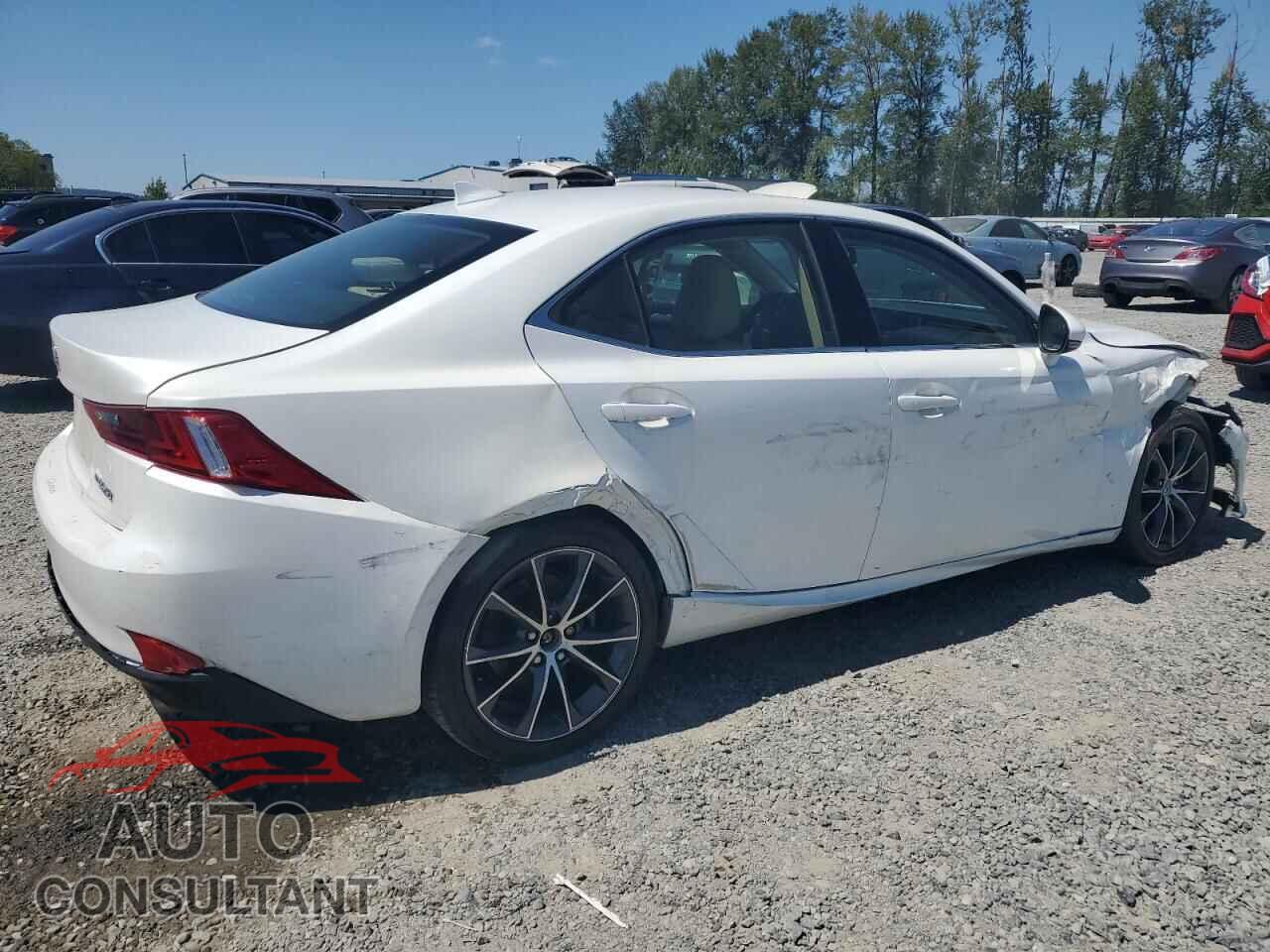 LEXUS IS 2015 - JTHCF1D21F5023097