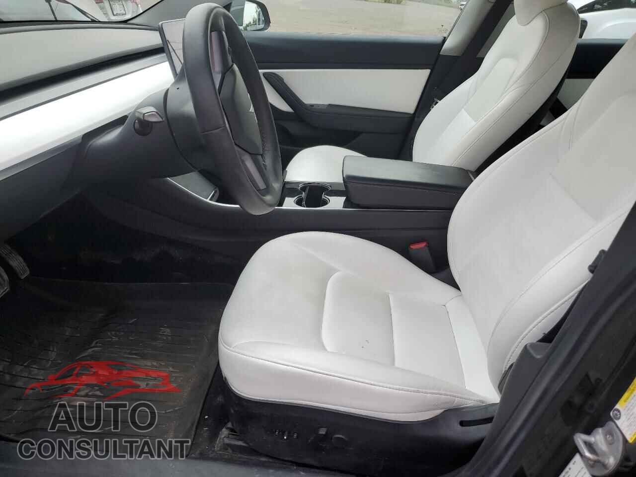 TESLA MODEL 3 2019 - 5YJ3E1EB4KF406706