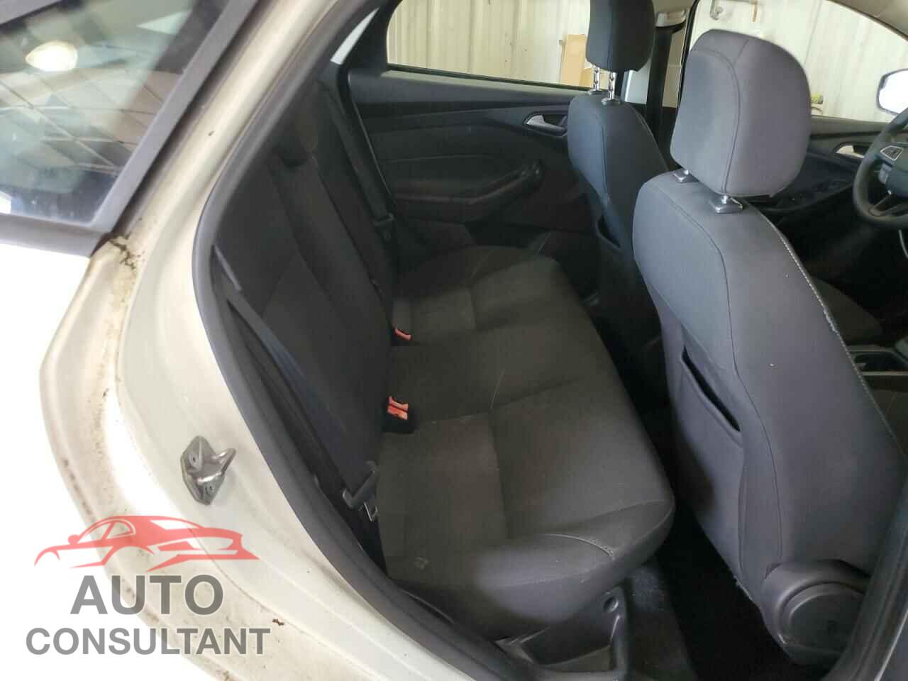 FORD FOCUS 2016 - 1FADP3F2XGL228917