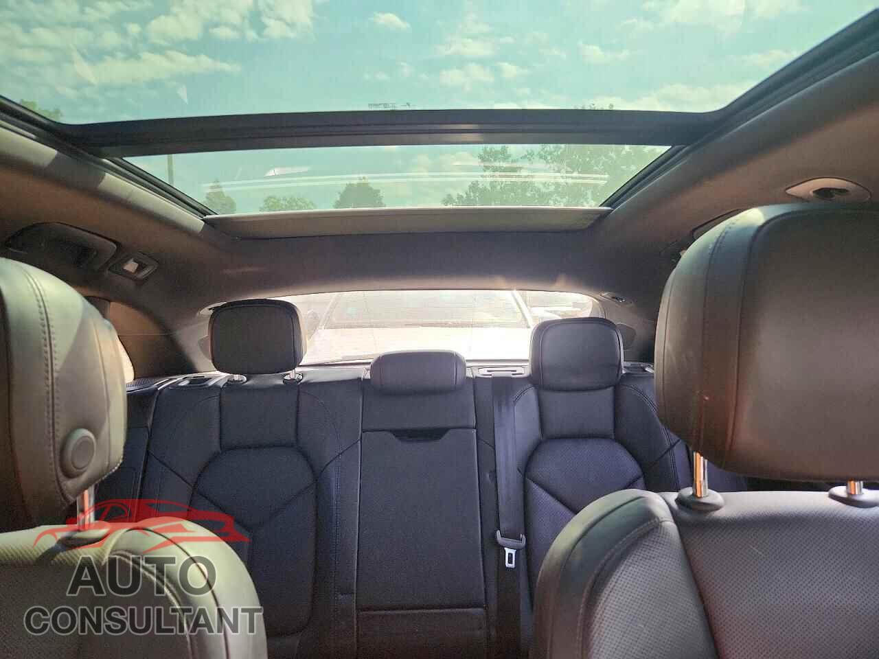 PORSCHE MACAN 2018 - WP1AA2A50JLB17938