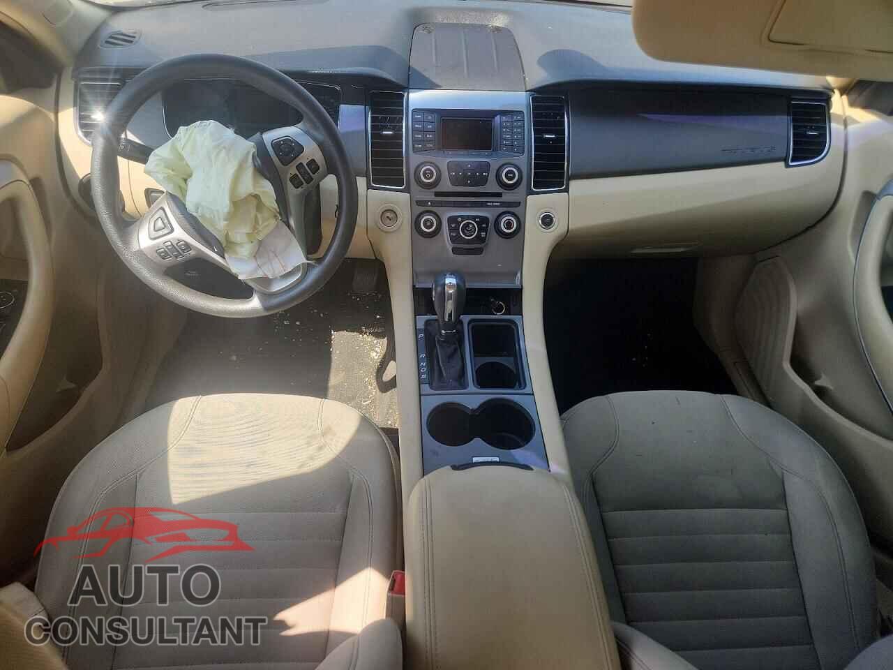 FORD TAURUS 2017 - 1FAHP2D82HG105318