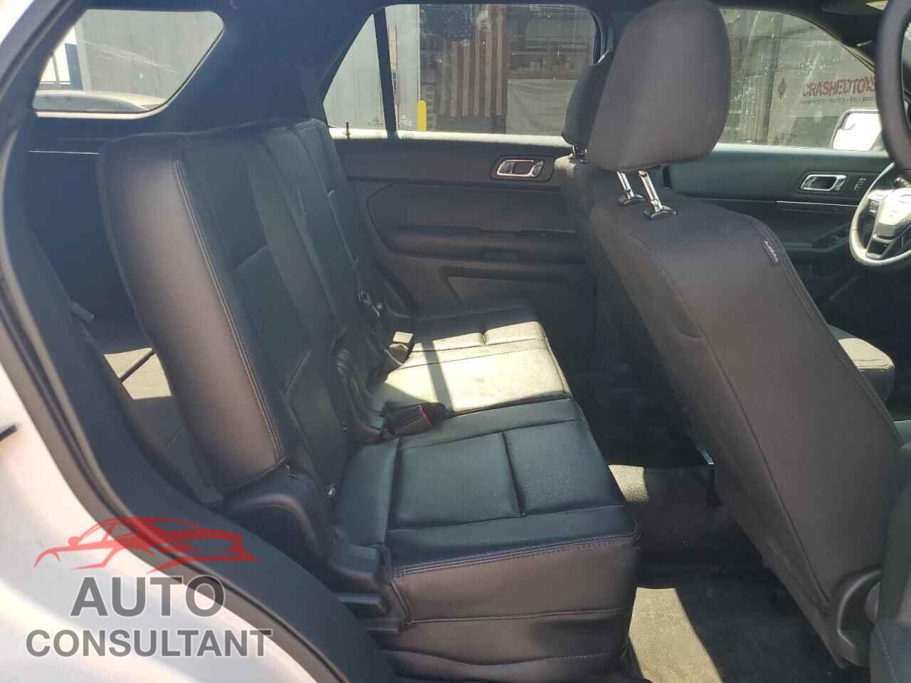 FORD EXPLORER 2018 - 1FM5K8AR7JGB91660