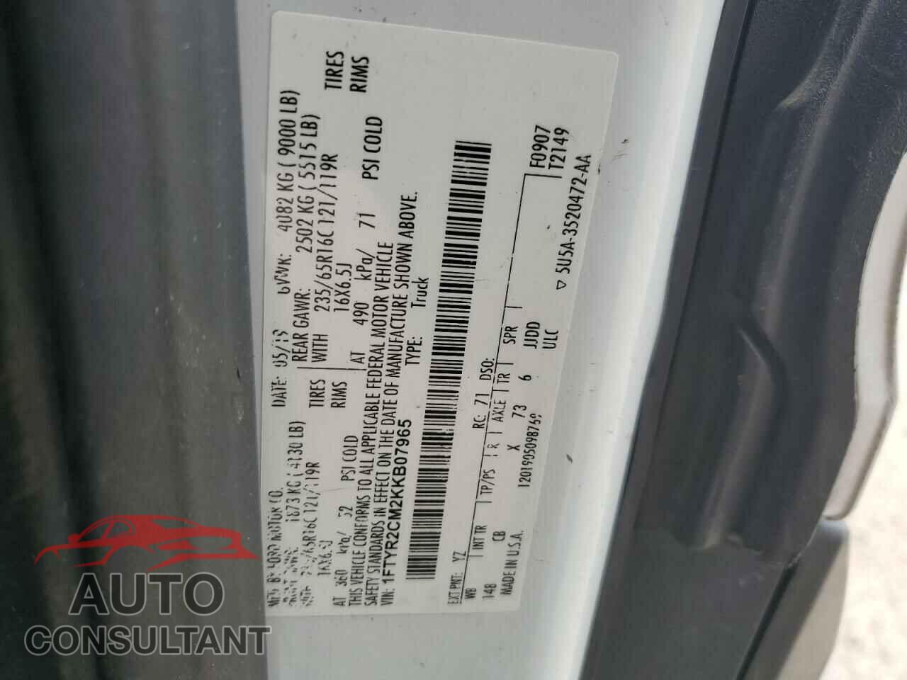 FORD TRANSIT 2019 - 1FTYR2CM2KKB07965