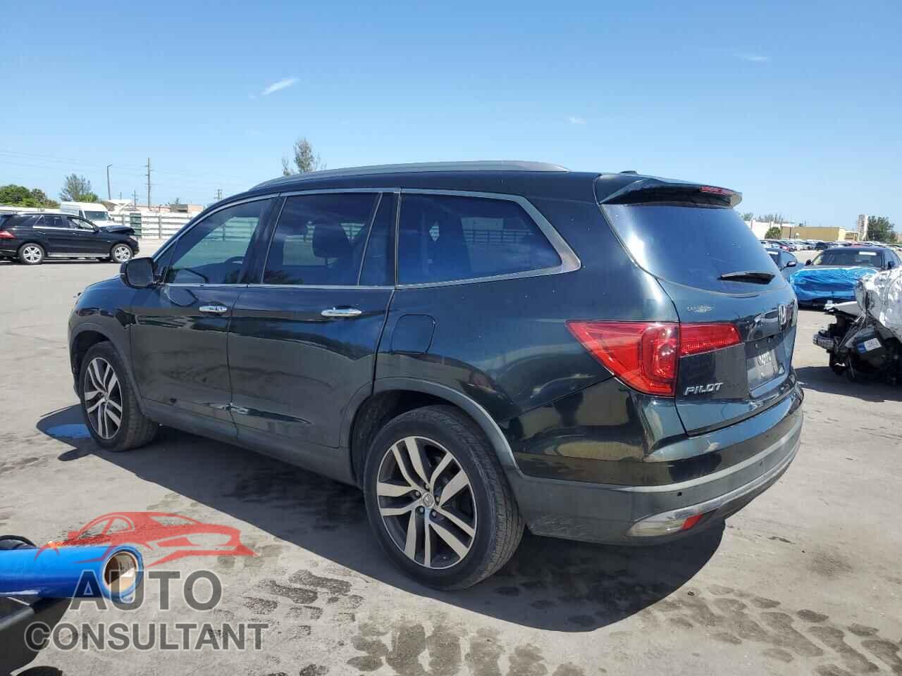 HONDA PILOT 2016 - 5FNYF5H92GB016097