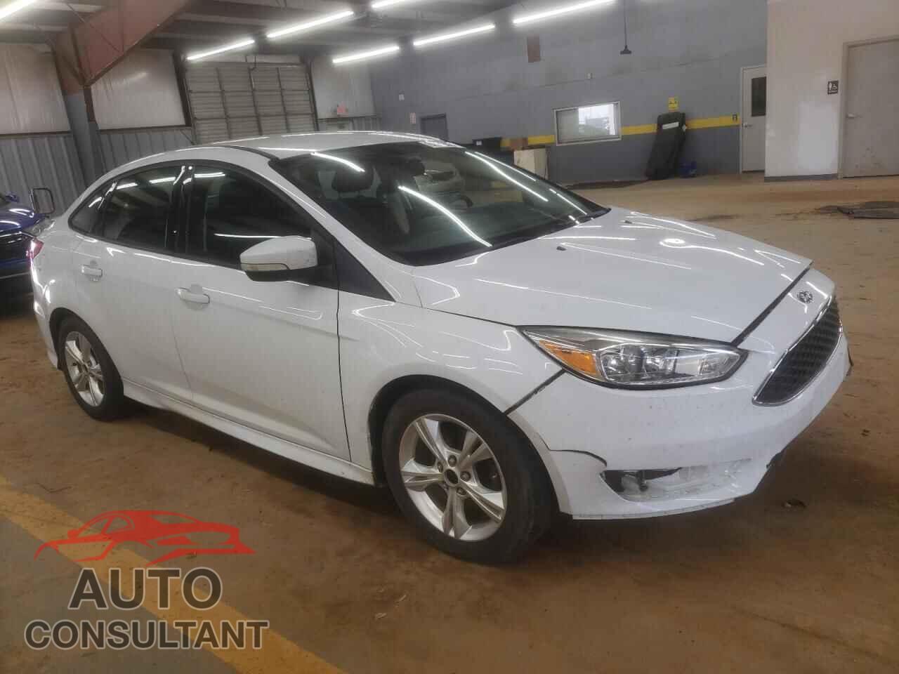 FORD FOCUS 2015 - 1FADP3F20FL277722