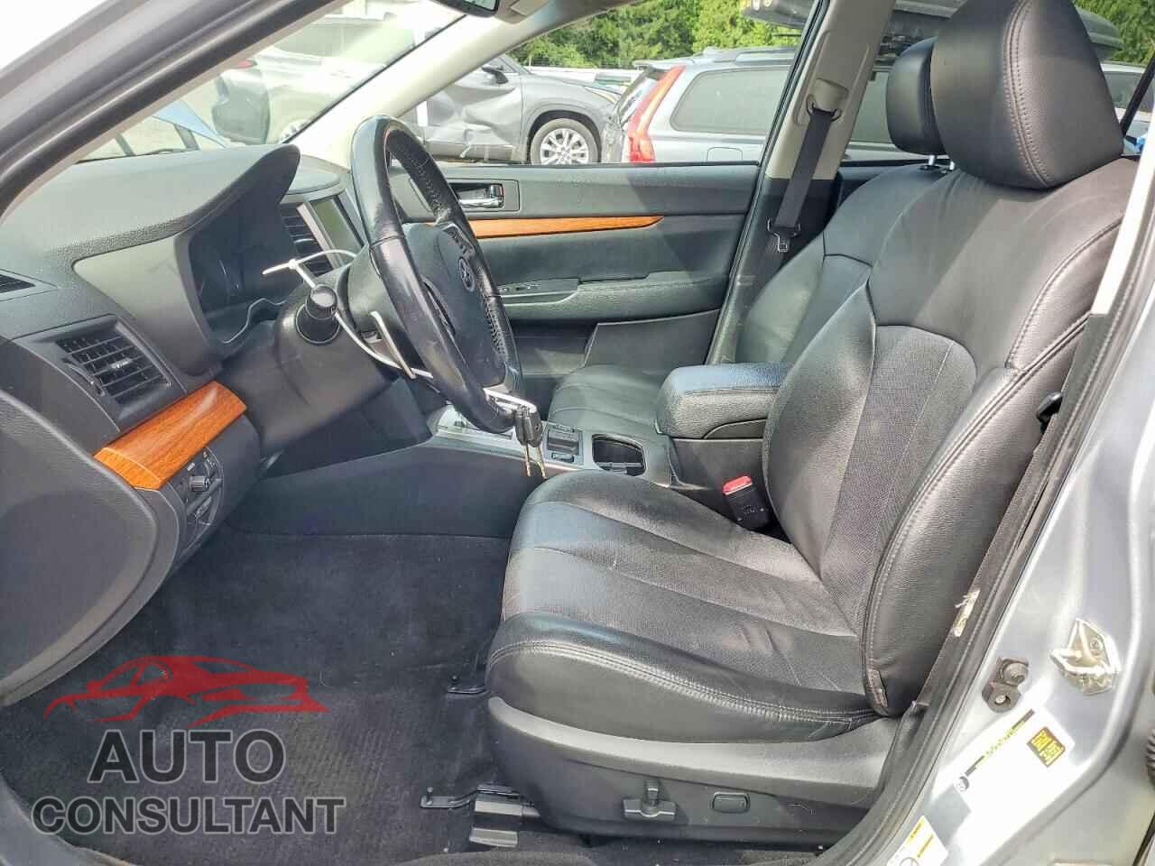 SUBARU OUTBACK 2014 - 4S4BRBNC4E3204914