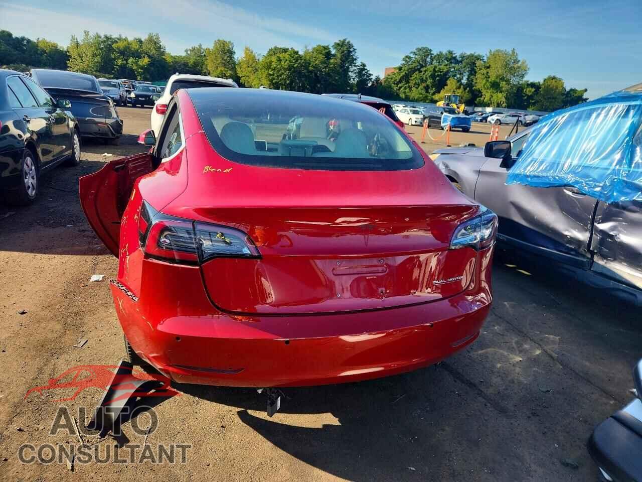 TESLA MODEL 3 2018 - 5YJ3E1EB7JF075117