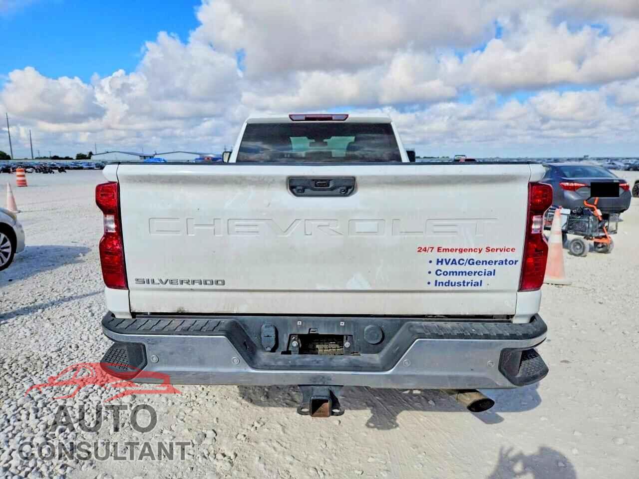 CHEVROLET SILVERADO 2023 - 1GC2YLE76PF213129