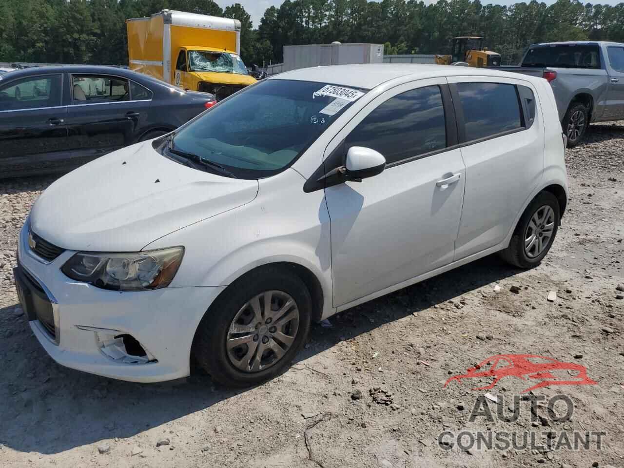 CHEVROLET SONIC 2017 - 1G1JG6SH8H4172859