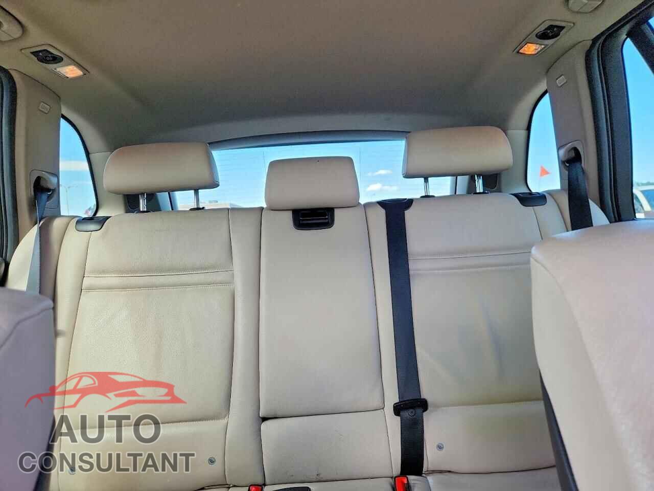 BMW X5 2011 - 5UXZV4C52BL743556