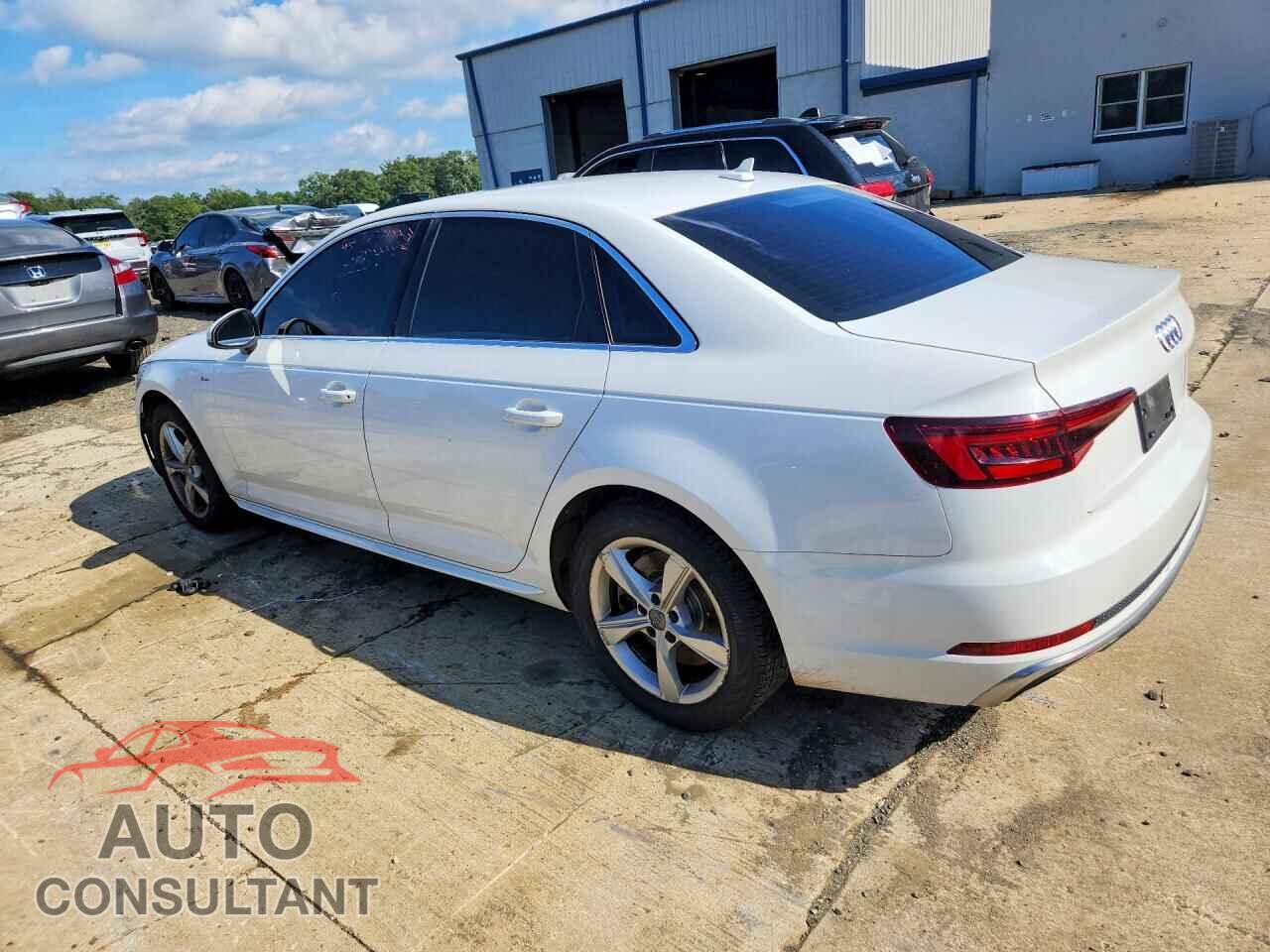 AUDI A4 2019 - WAUDNAF49KA099348