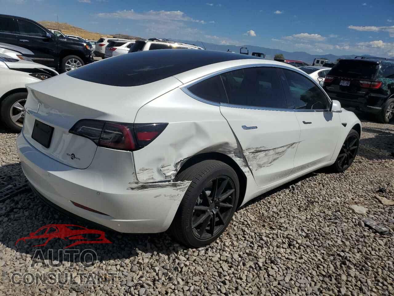 TESLA MODEL 3 2019 - 5YJ3E1EA7KF485392