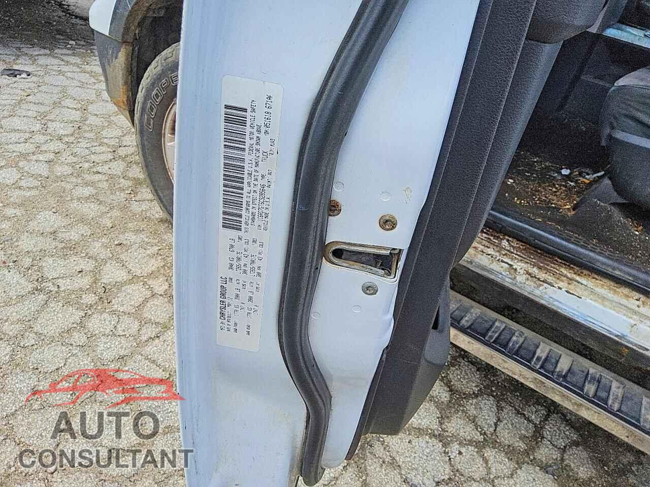 DODGE RAM 1500 2012 - 1C6RD7GT6CS285646