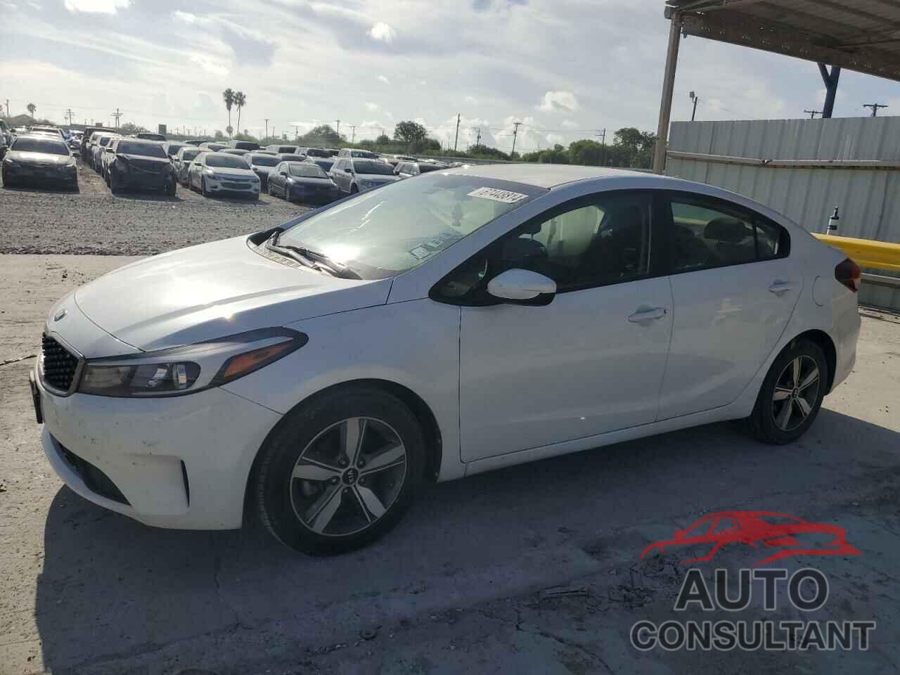 KIA FORTE 2018 - 3KPFL4A79JE261060