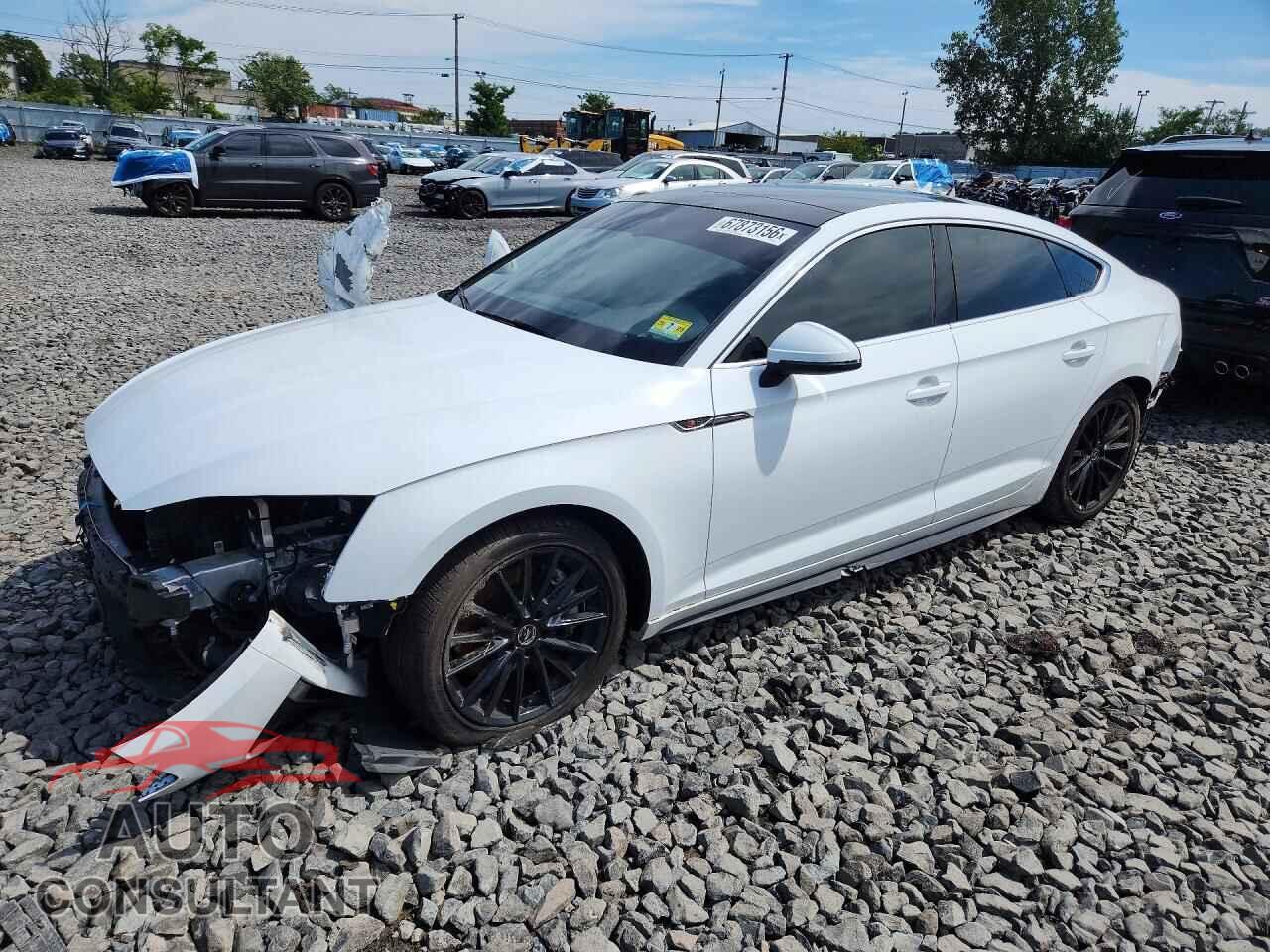 AUDI A5 2018 - WAUENCF54JA104415