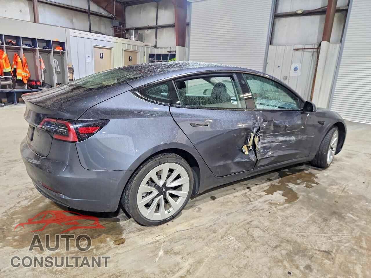 TESLA MODEL 3 2023 - 5YJ3E1EA0PF644471