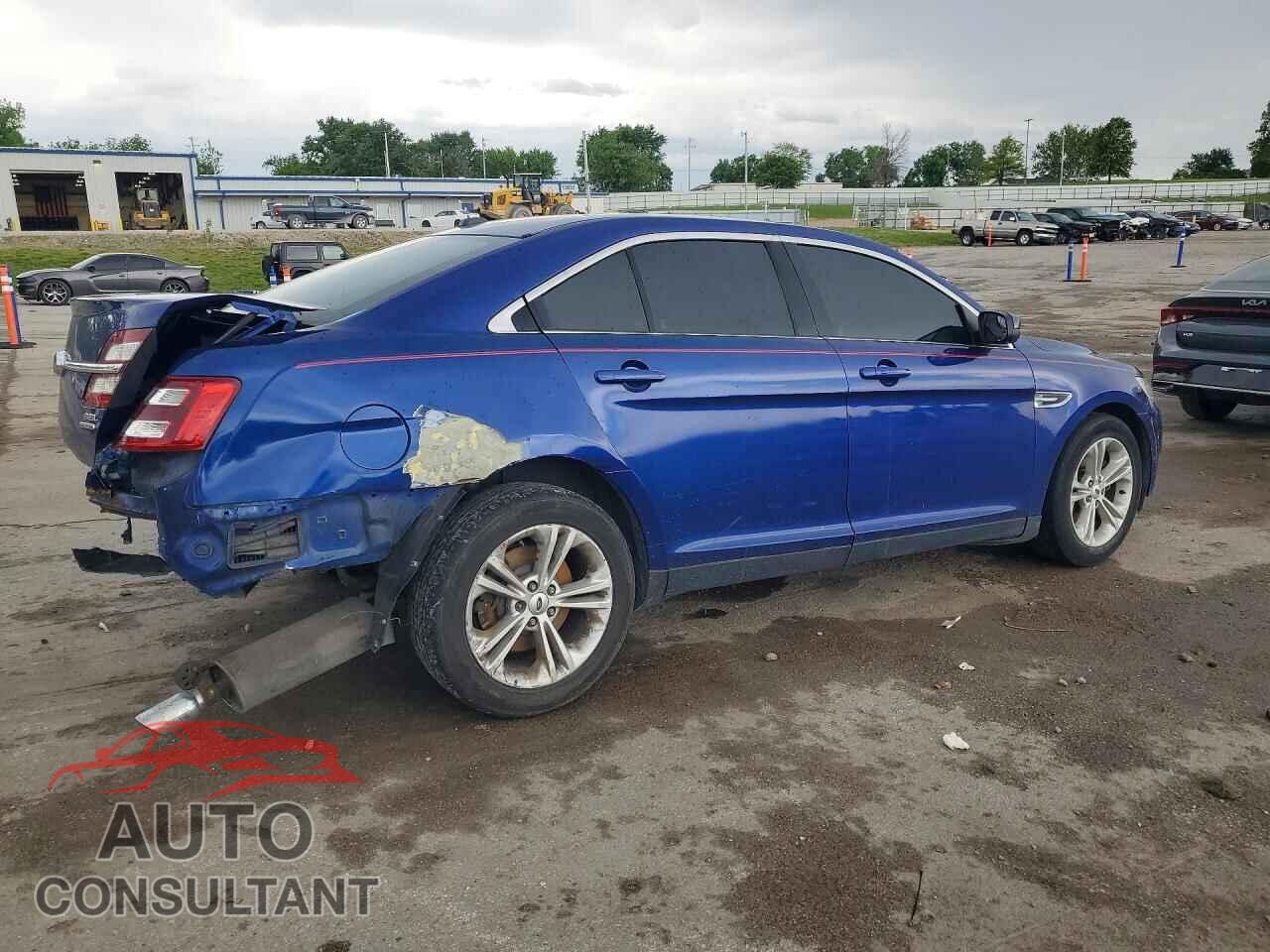 FORD TAURUS 2015 - 1FAHP2E81FG148723