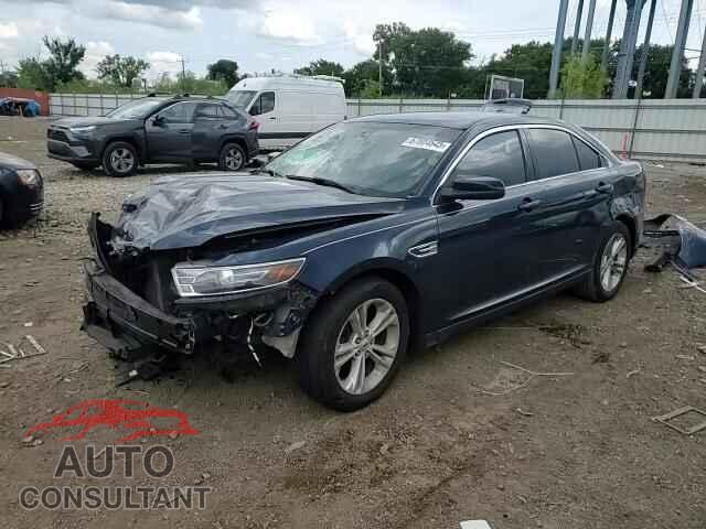 FORD TAURUS 2017 - 1FAHP2E82HG103647
