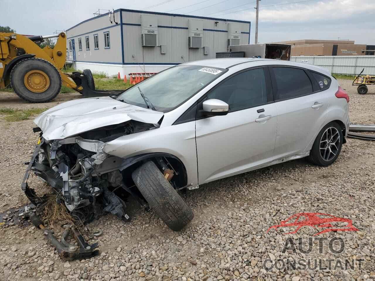 FORD FOCUS 2015 - 1FADP3K28FL221677