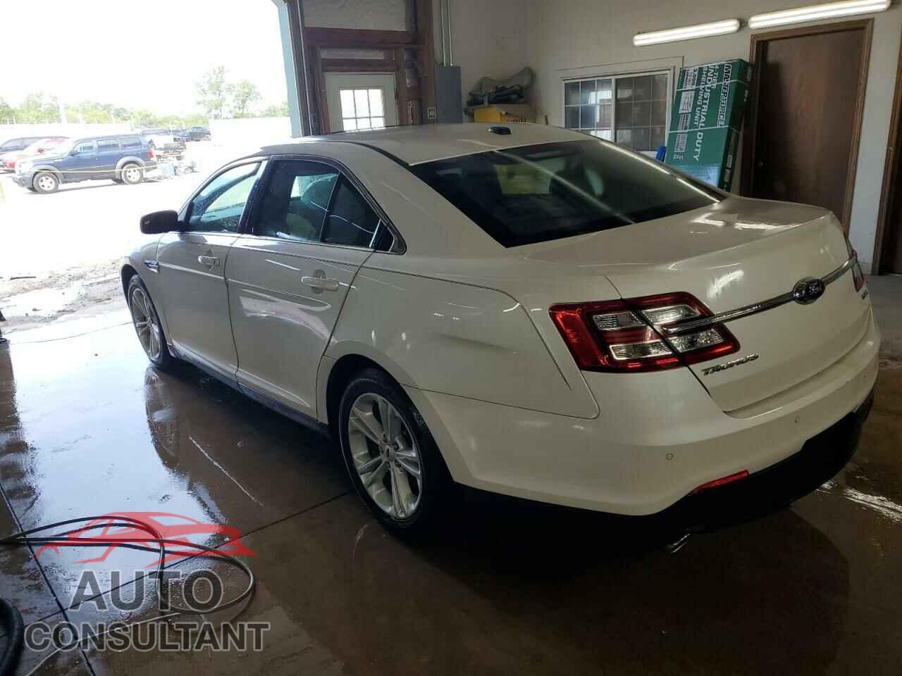 FORD TAURUS 2014 - 1FAHP2E81EG125005