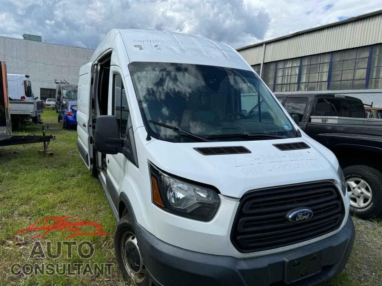 FORD TRANSIT 2017 - 1FTBW3XG3HKA54971