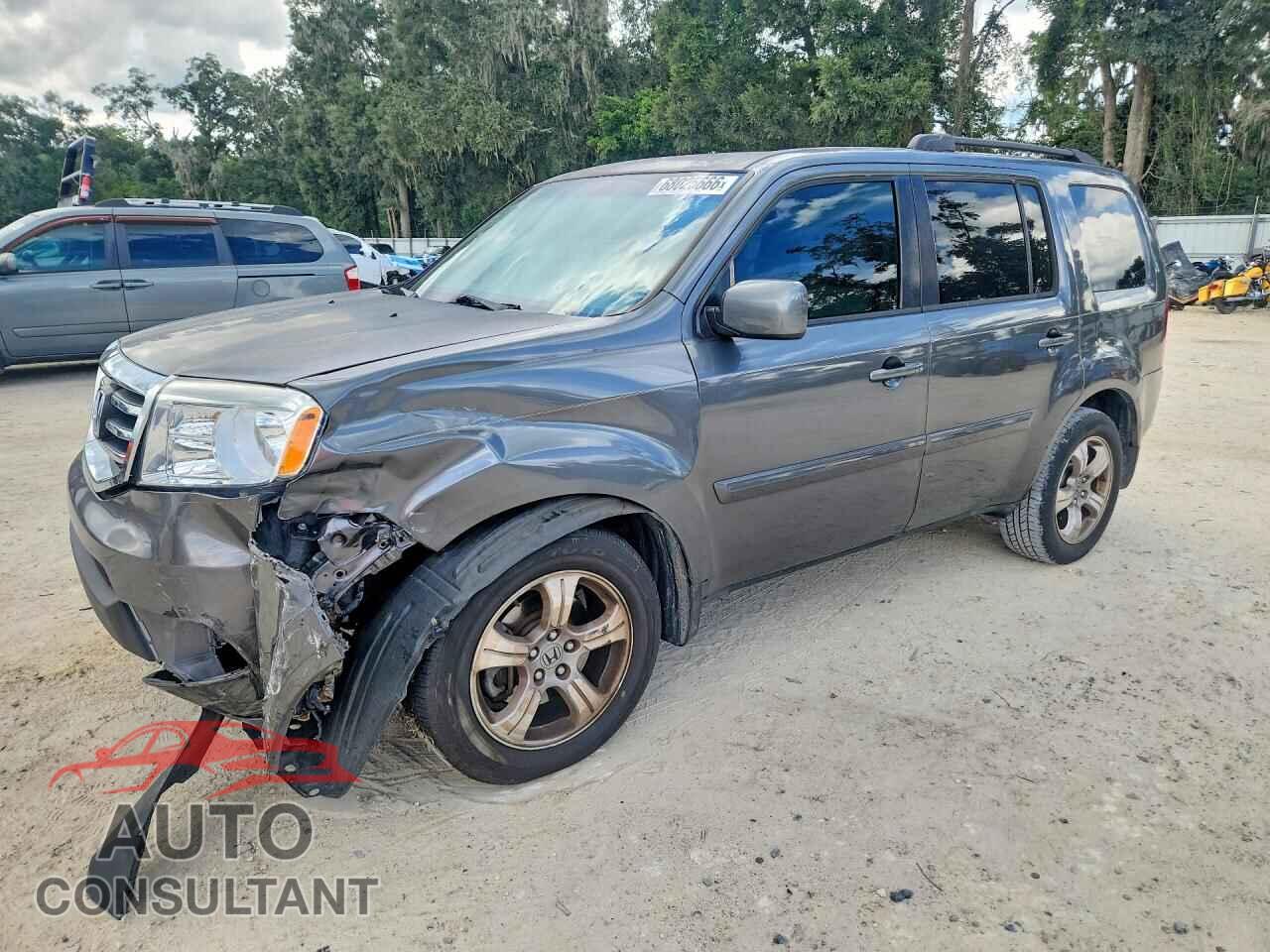 HONDA PILOT 2013 - 5FNYF3H41DB003247