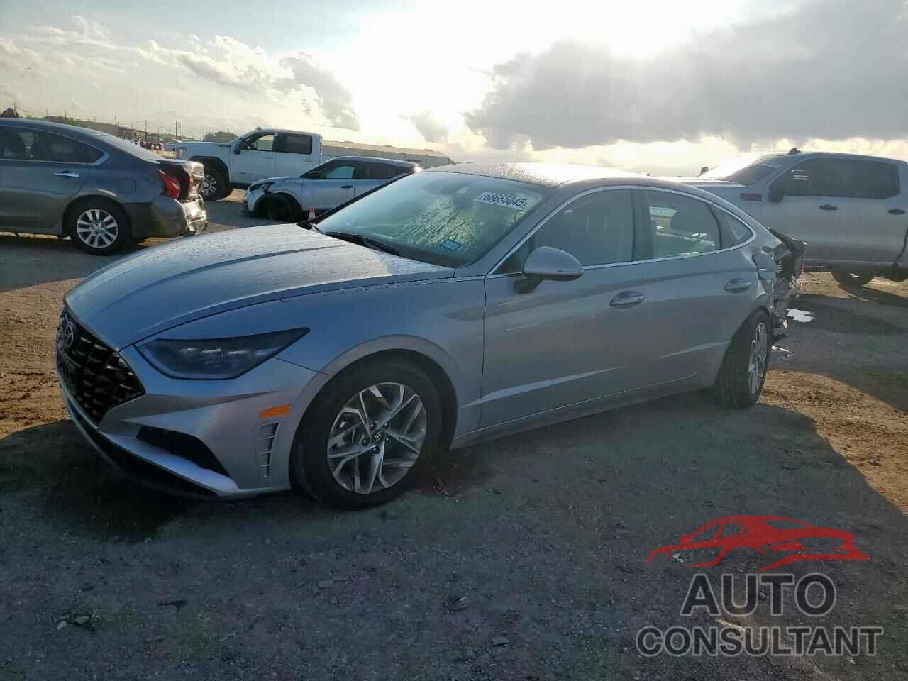 HYUNDAI SONATA 2023 - KMHL64JA3PA317037