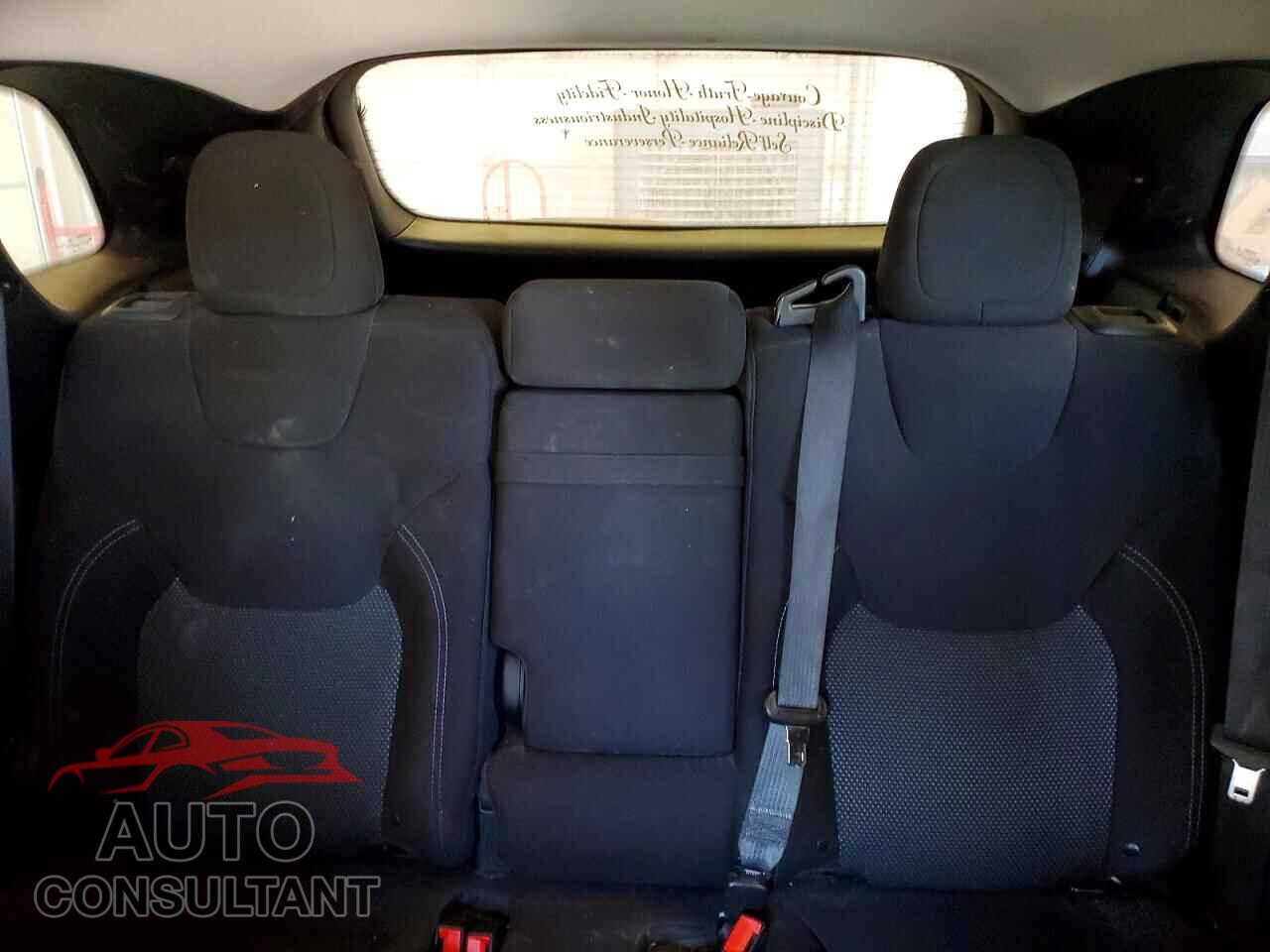 JEEP CHEROKEE 2019 - 1C4PJLCB2KD286018