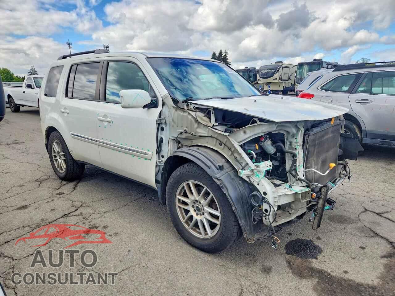 HONDA PILOT 2012 - 5FNYF4H96CB038611