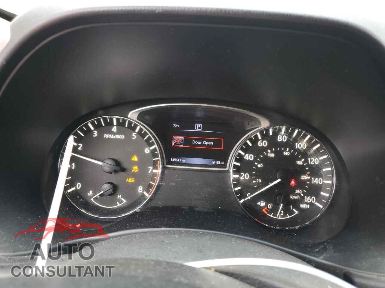 NISSAN PATHFINDER 2016 - 5N1AR2MN3GC612368
