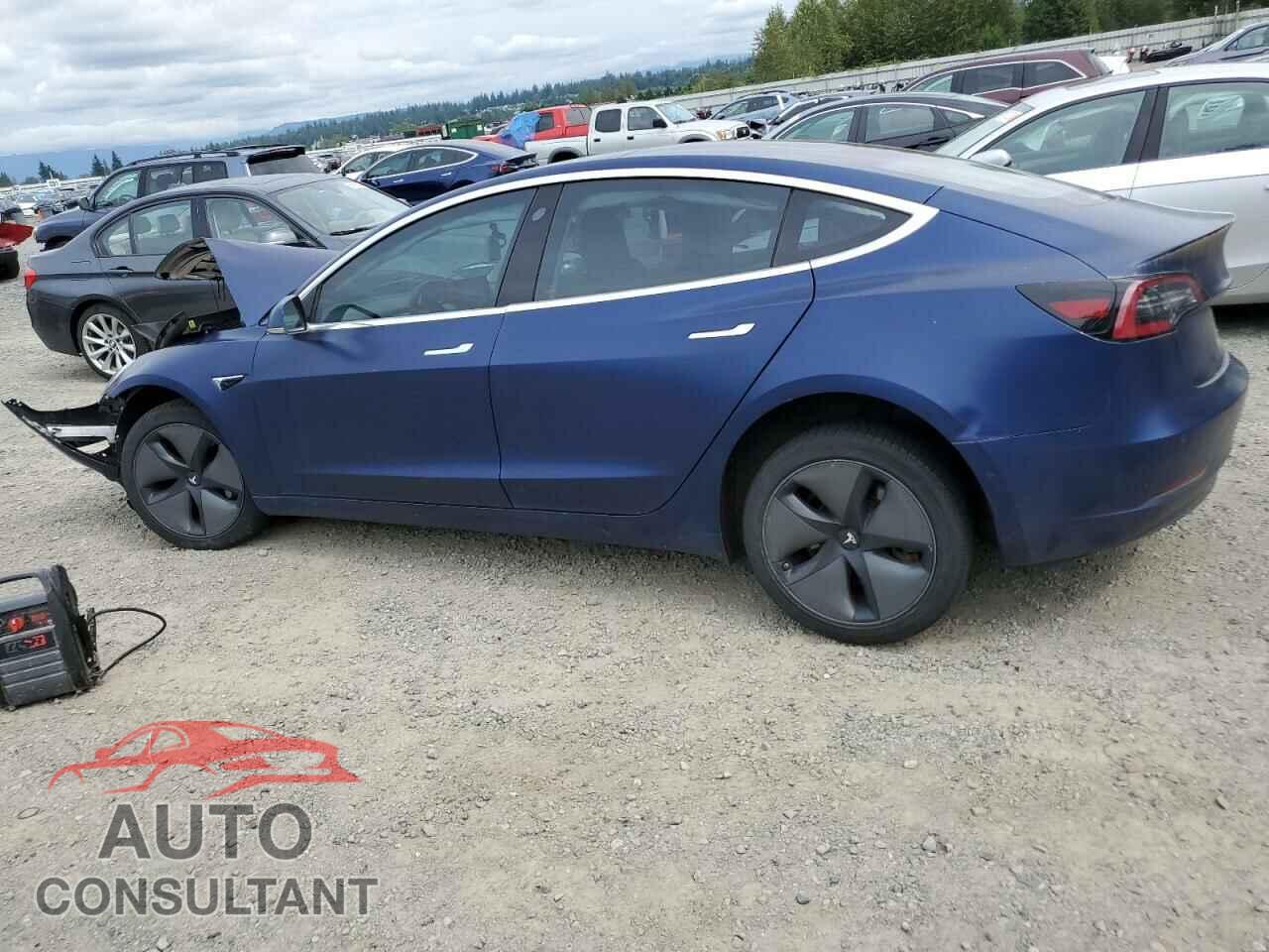TESLA MODEL 3 2018 - 5YJ3E1EA1JF039205