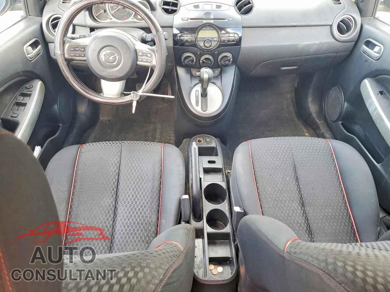 MAZDA 2 2014 - JM1DE1LY7E0175797