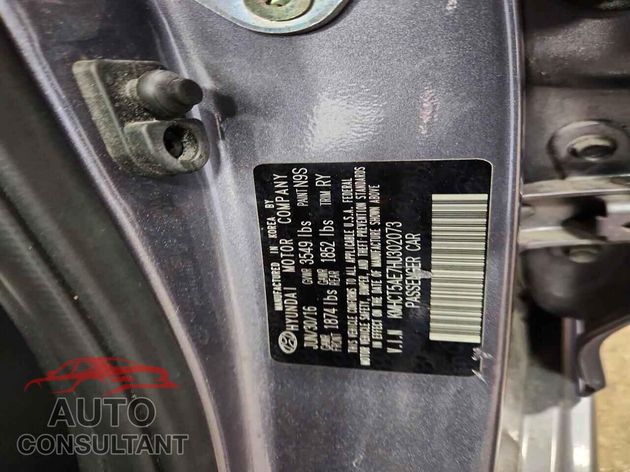 HYUNDAI ACCENT 2017 - KMHCT5AE7HU302073