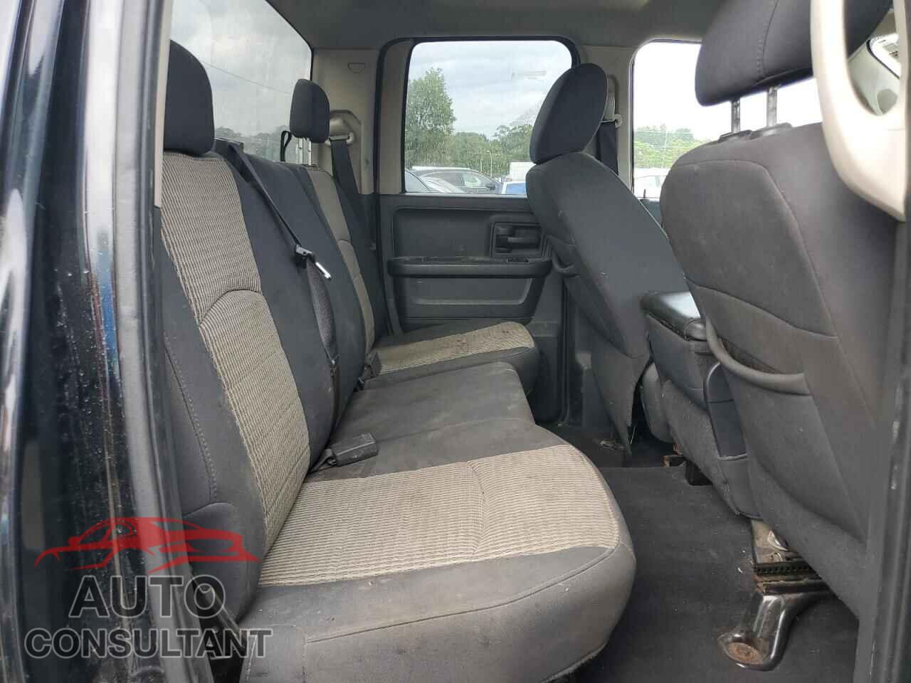 DODGE RAM 1500 2012 - 1C6RD7FT1CS164623