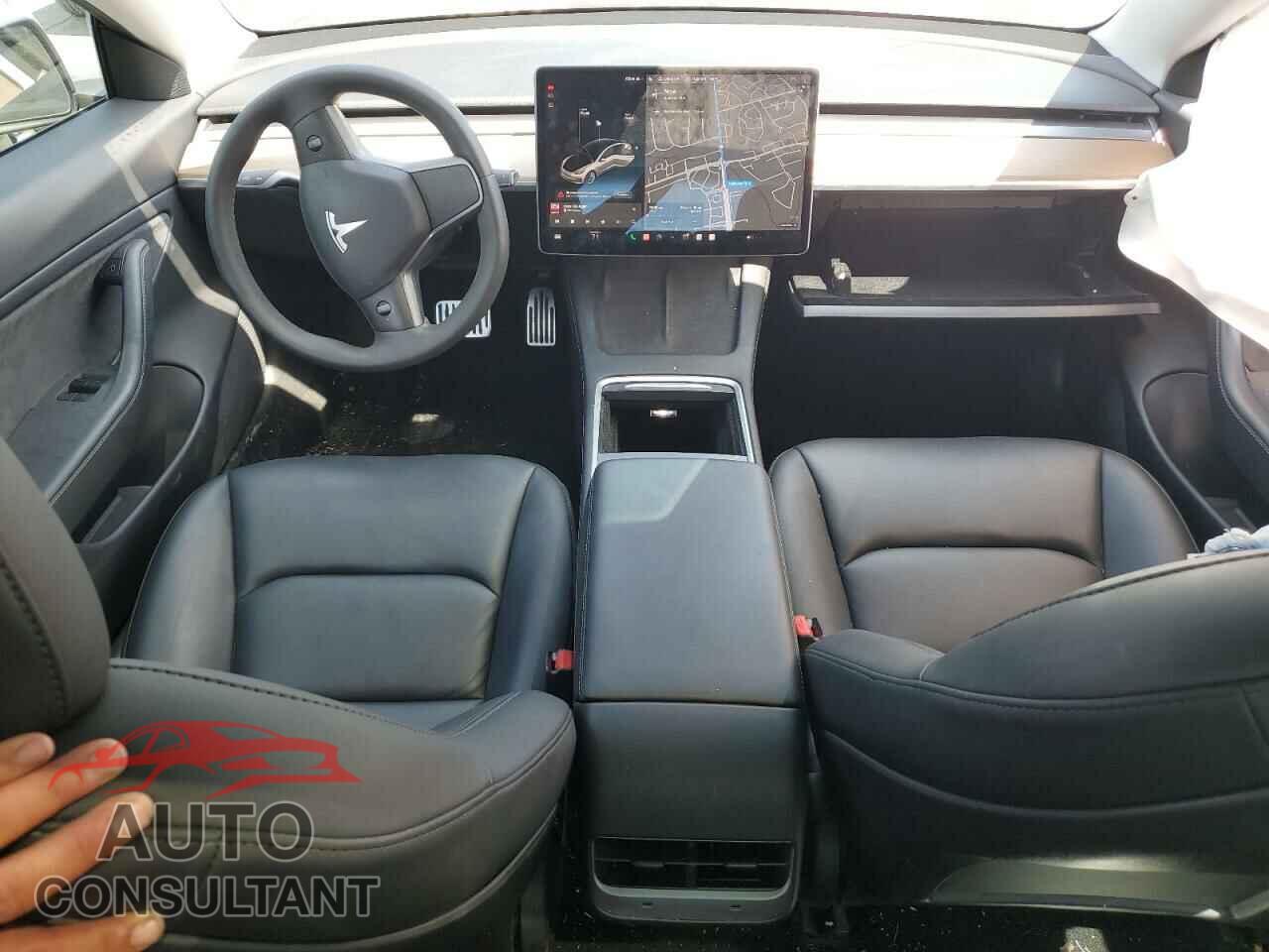 TESLA MODEL 3 2021 - 5YJ3E1EB2MF902669