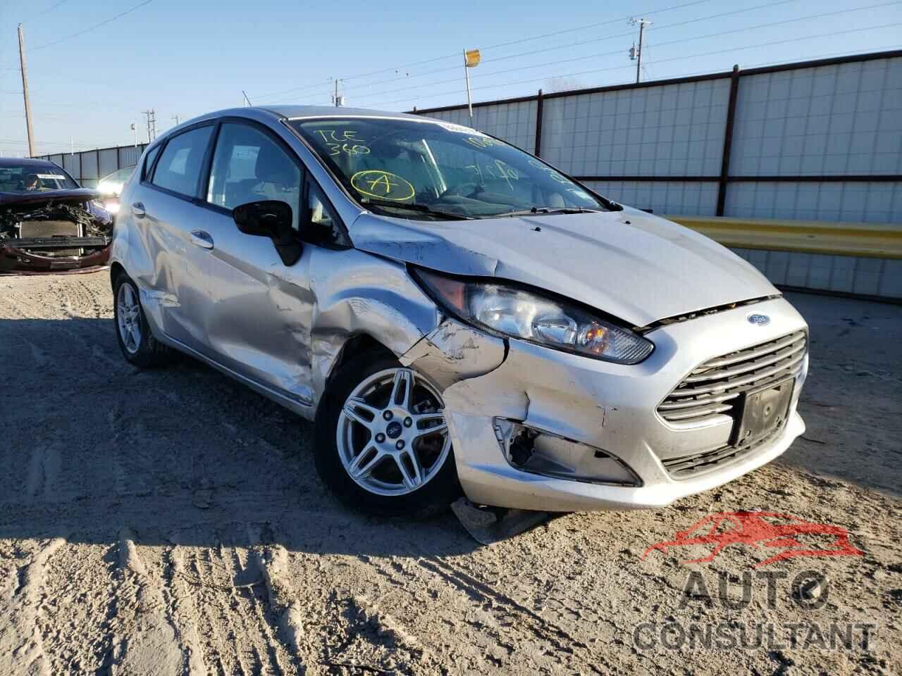 FORD FIESTA 2018 - 3FADP4EJ9JM106909