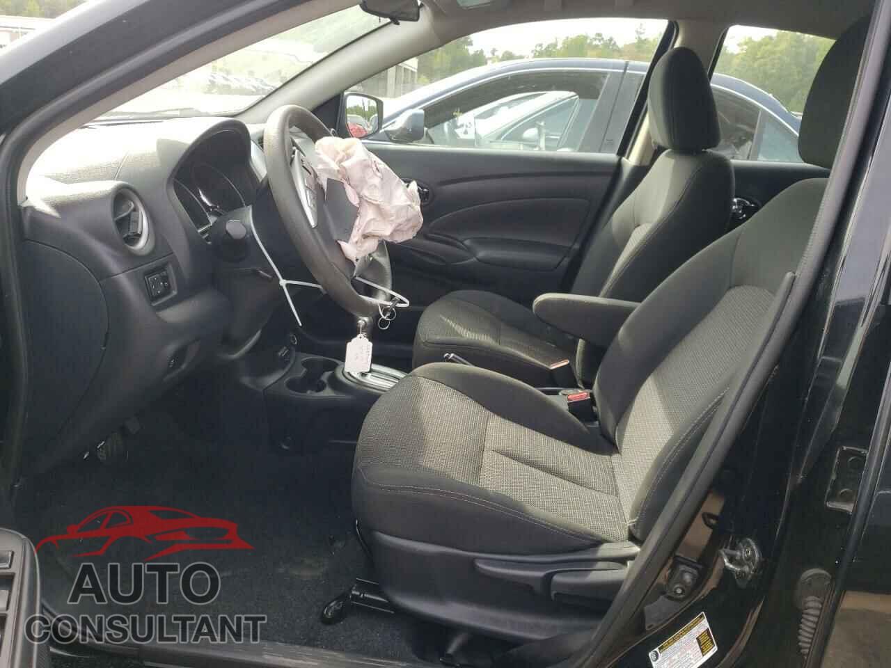 NISSAN VERSA 2017 - 3N1CN7AP0HL891377