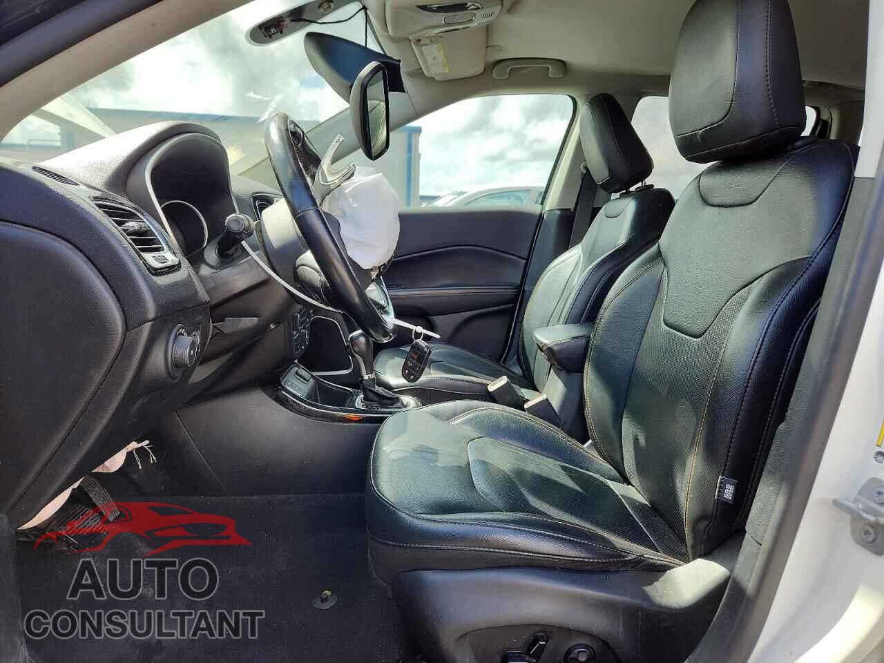 JEEP COMPASS 2020 - 3C4NJCCB1LT165886
