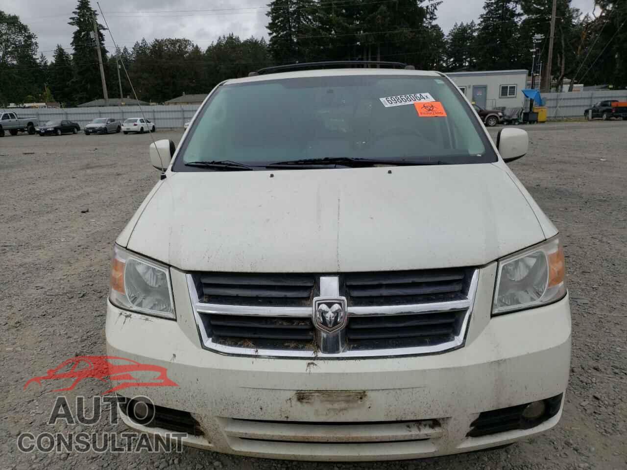 DODGE CARAVAN 2010 - 2D4RN5D11AR439596