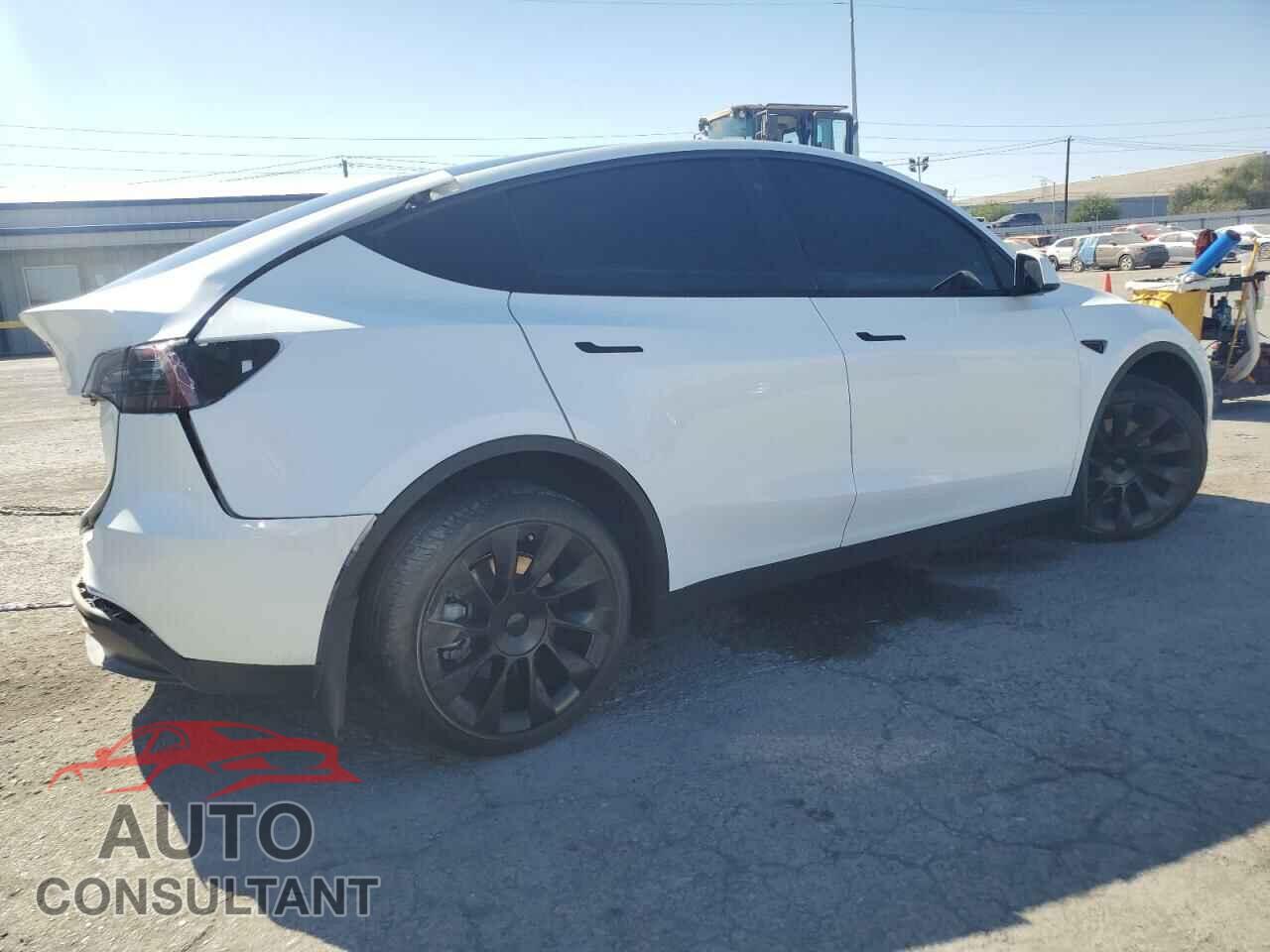 TESLA MODEL Y 2023 - 7SAYGDEEXPF617558